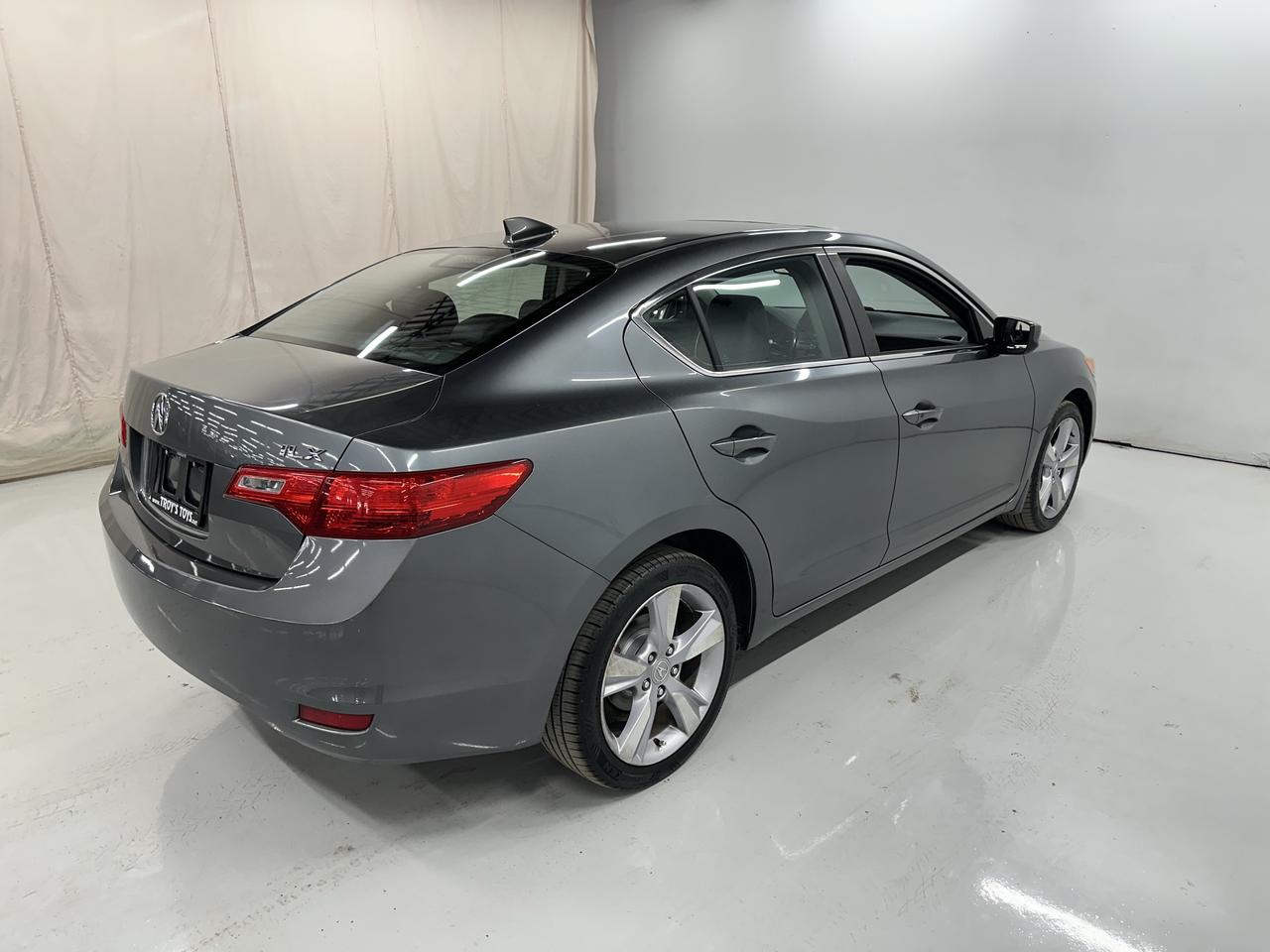 2013 Acura ILX Premium Pkg Photo7