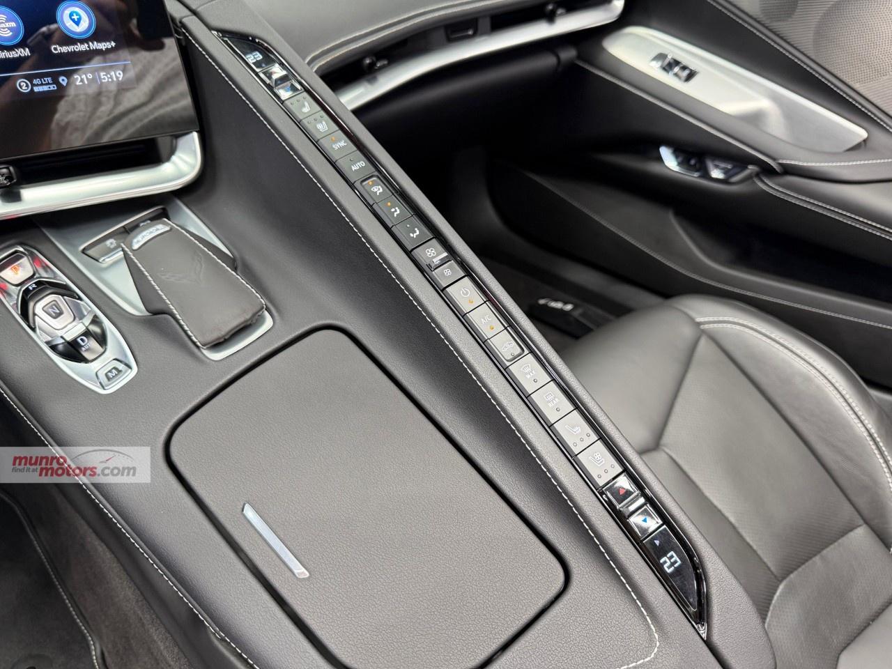 2023 Chevrolet Corvette Stingray Convertible 2LT Photo