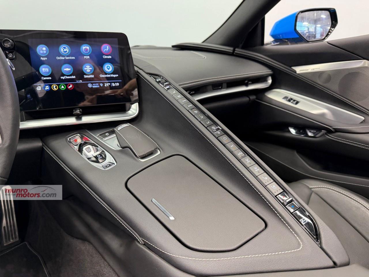 2023 Chevrolet Corvette Stingray Convertible 2LT Photo