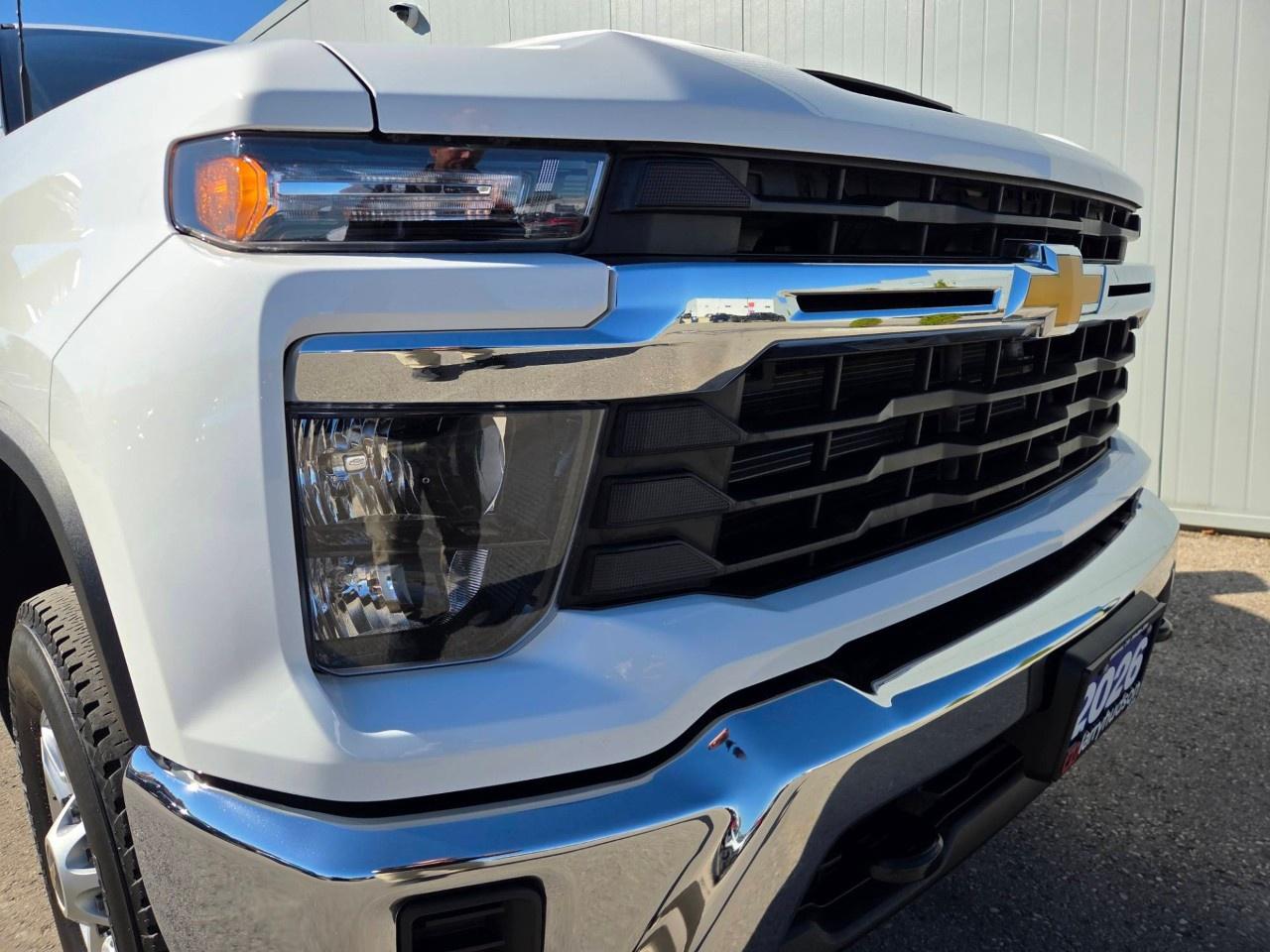 2026 Chevrolet Silverado 2500 HD 4WD Crew Cab Standard Box LT Photo