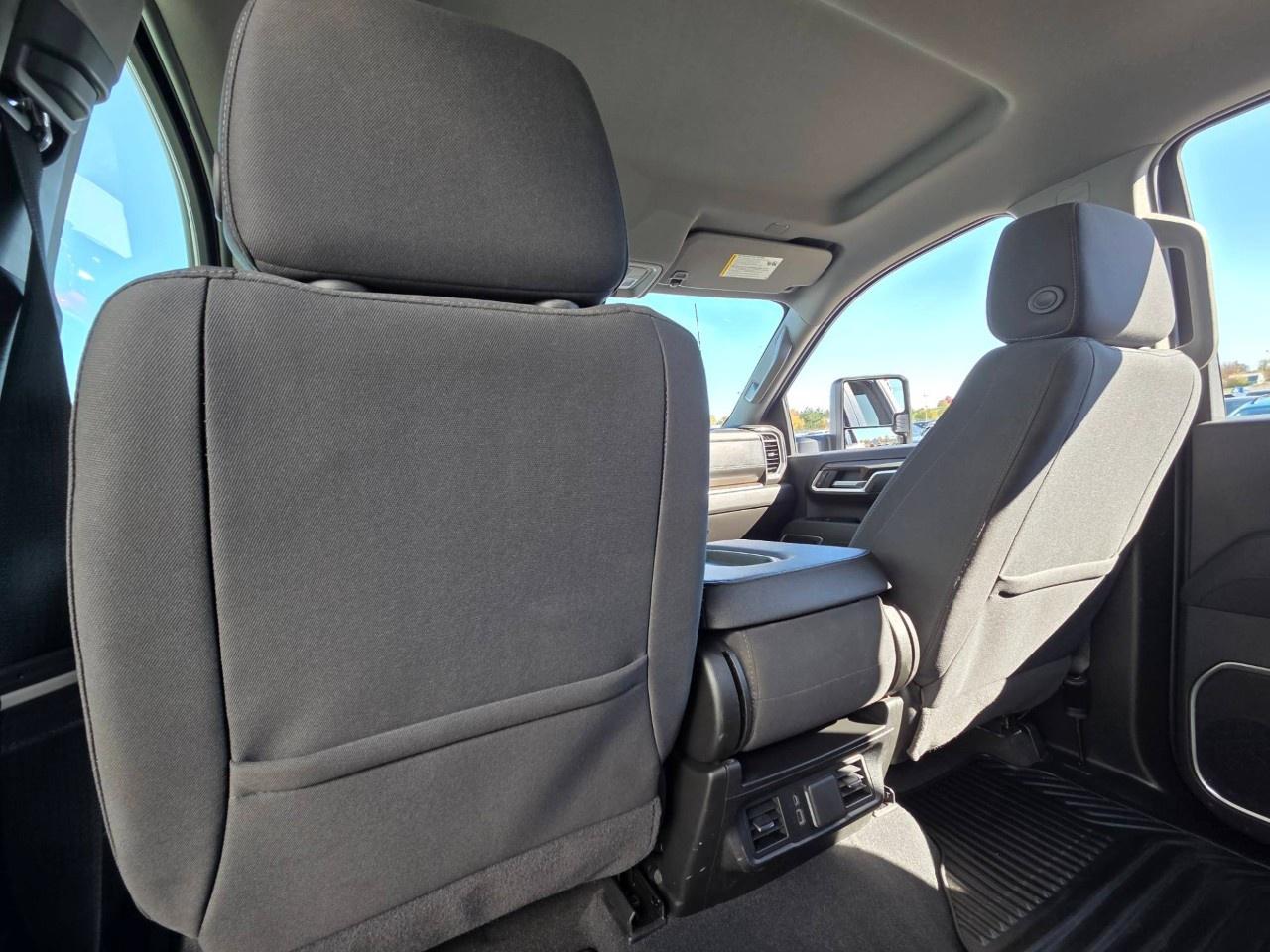 2026 Chevrolet Silverado 2500 HD 4WD Crew Cab Standard Box LT Photo