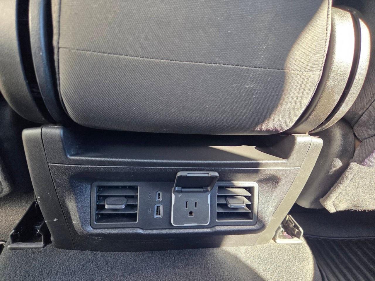 2026 Chevrolet Silverado 2500 HD 4WD Crew Cab Standard Box LT Photo