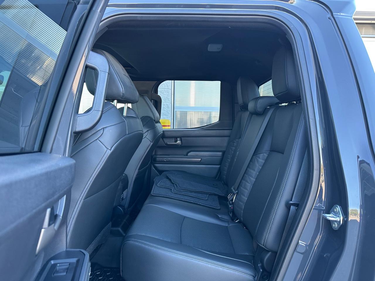 2025 Toyota TACOMA HYBRID HYBRID TRD OFF ROAD PREMIUM! Photo
