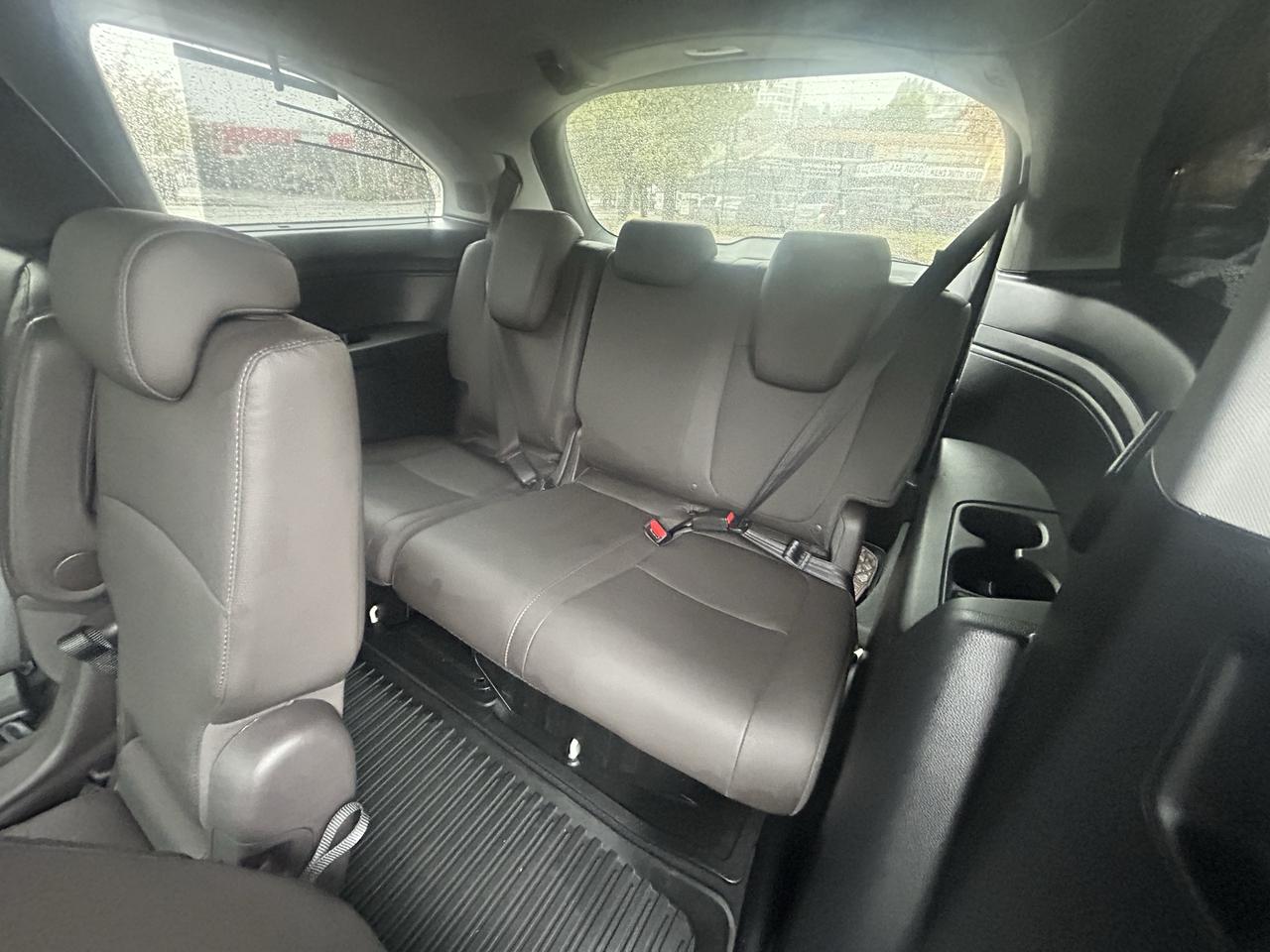 2019 Honda Odyssey Touring - Photo #11