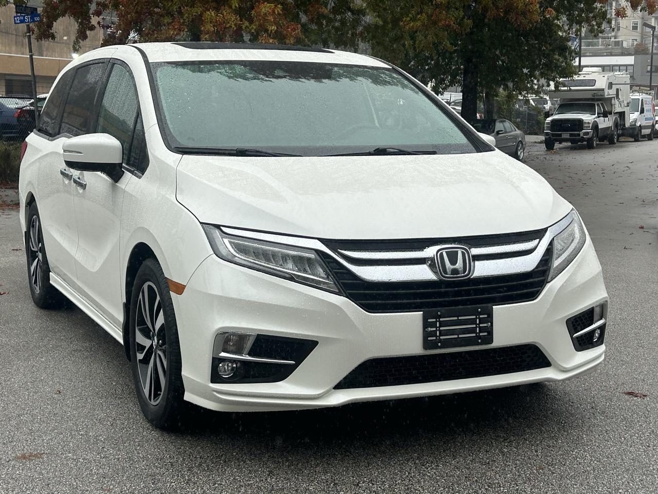 2019 Honda Odyssey Touring Photo