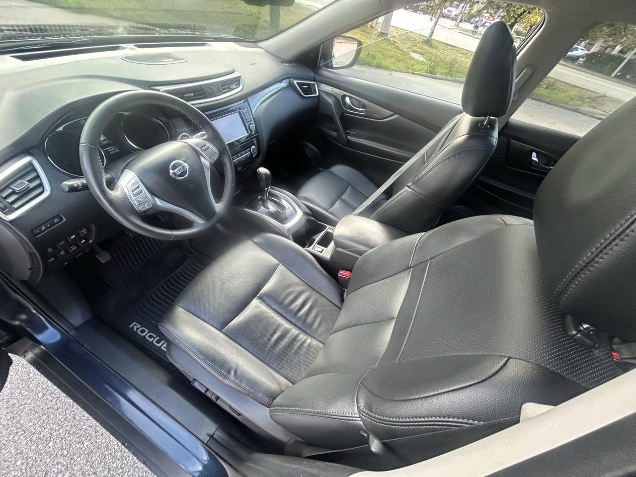 2015 Nissan Rogue SL - Photo #9