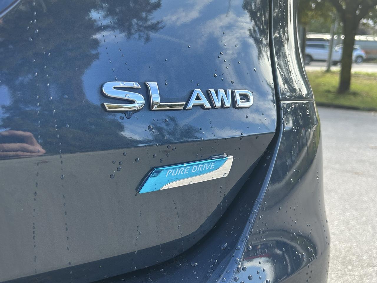 2015 Nissan Rogue SL - Photo #17