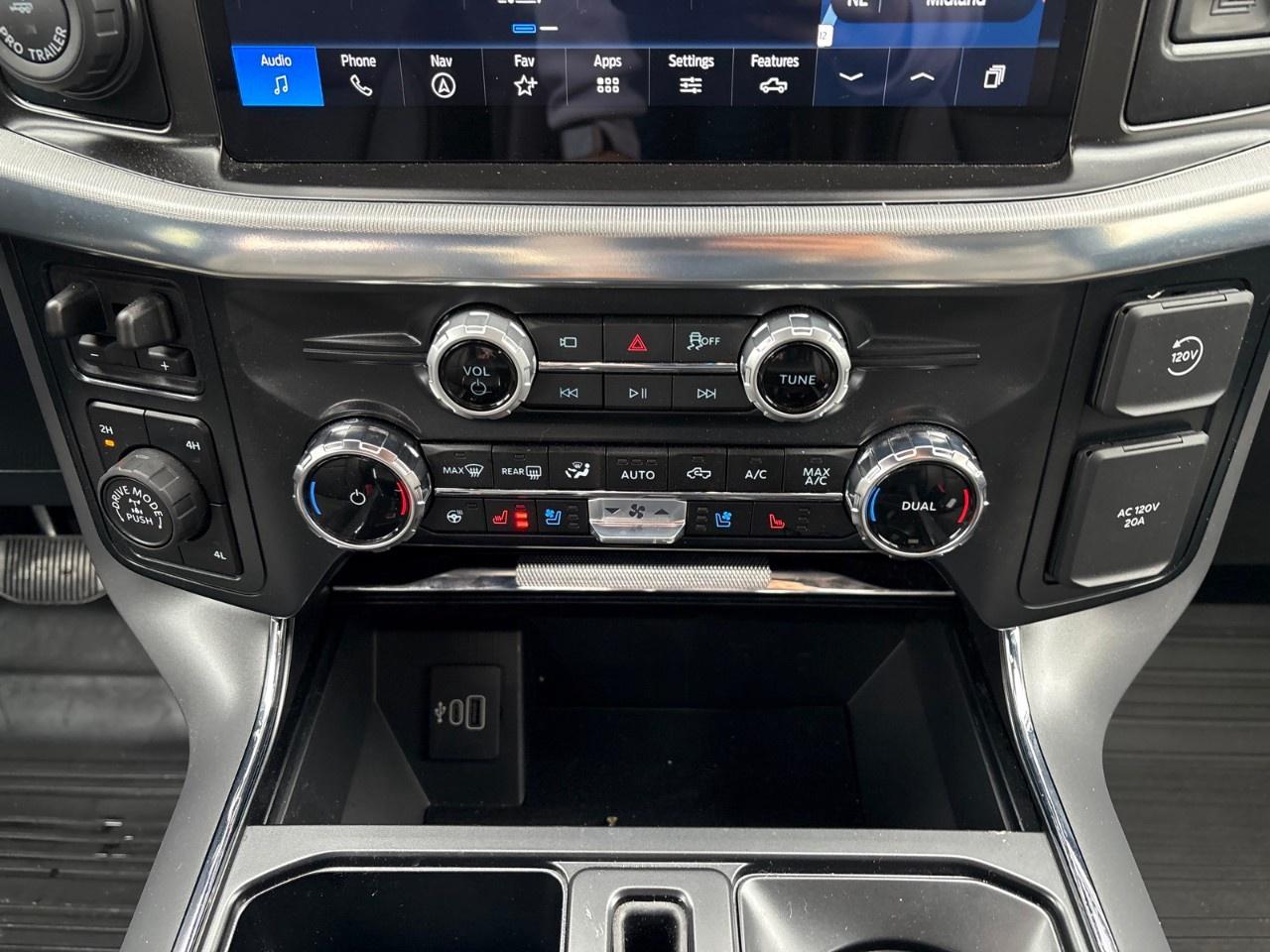 2026 Ford F-150 Lariat 4WD SuperCrew 5.5' Box Photo