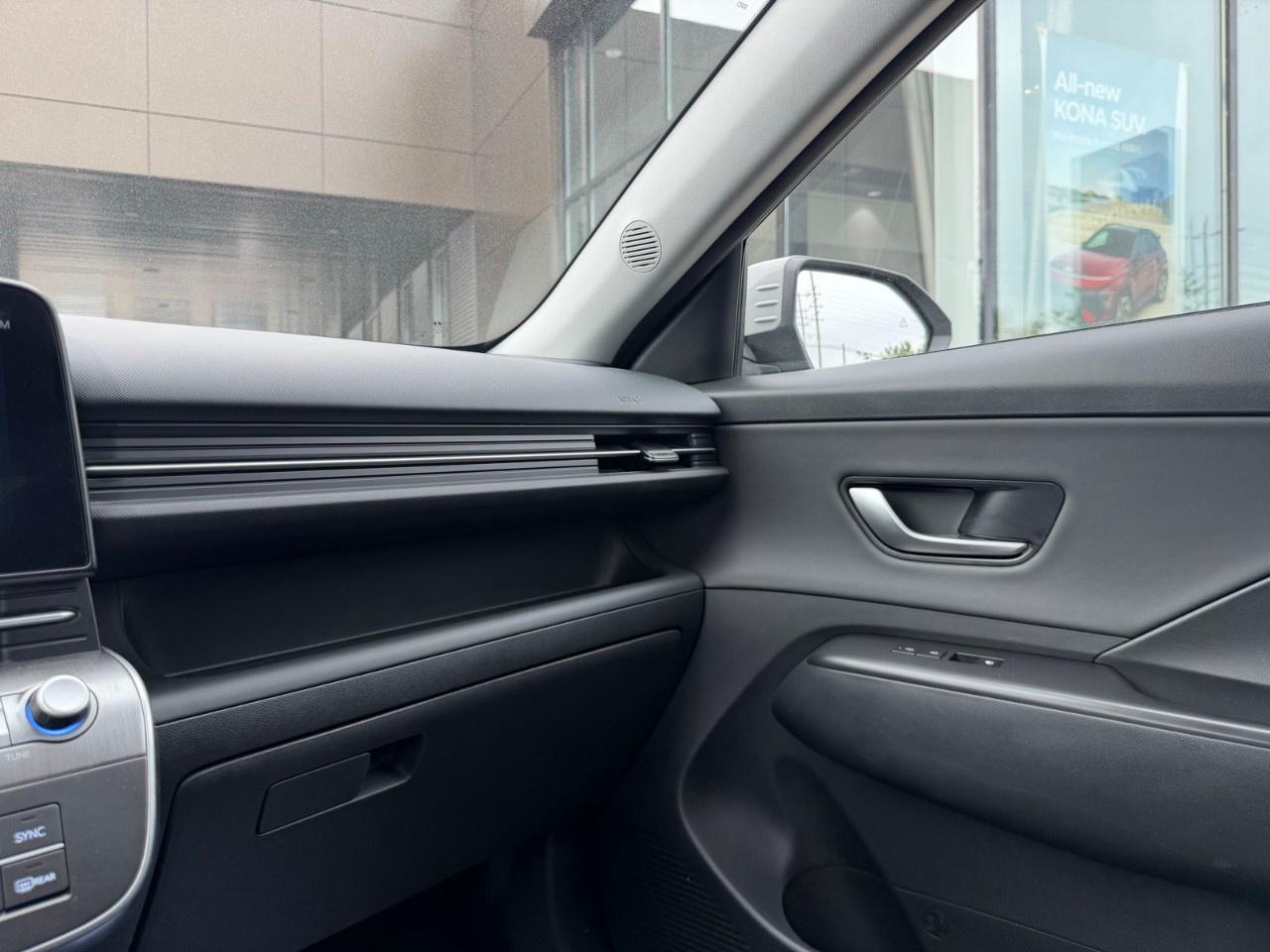 2025 Hyundai KONA 2.0L Preferred AWD w/Trend Package Photo