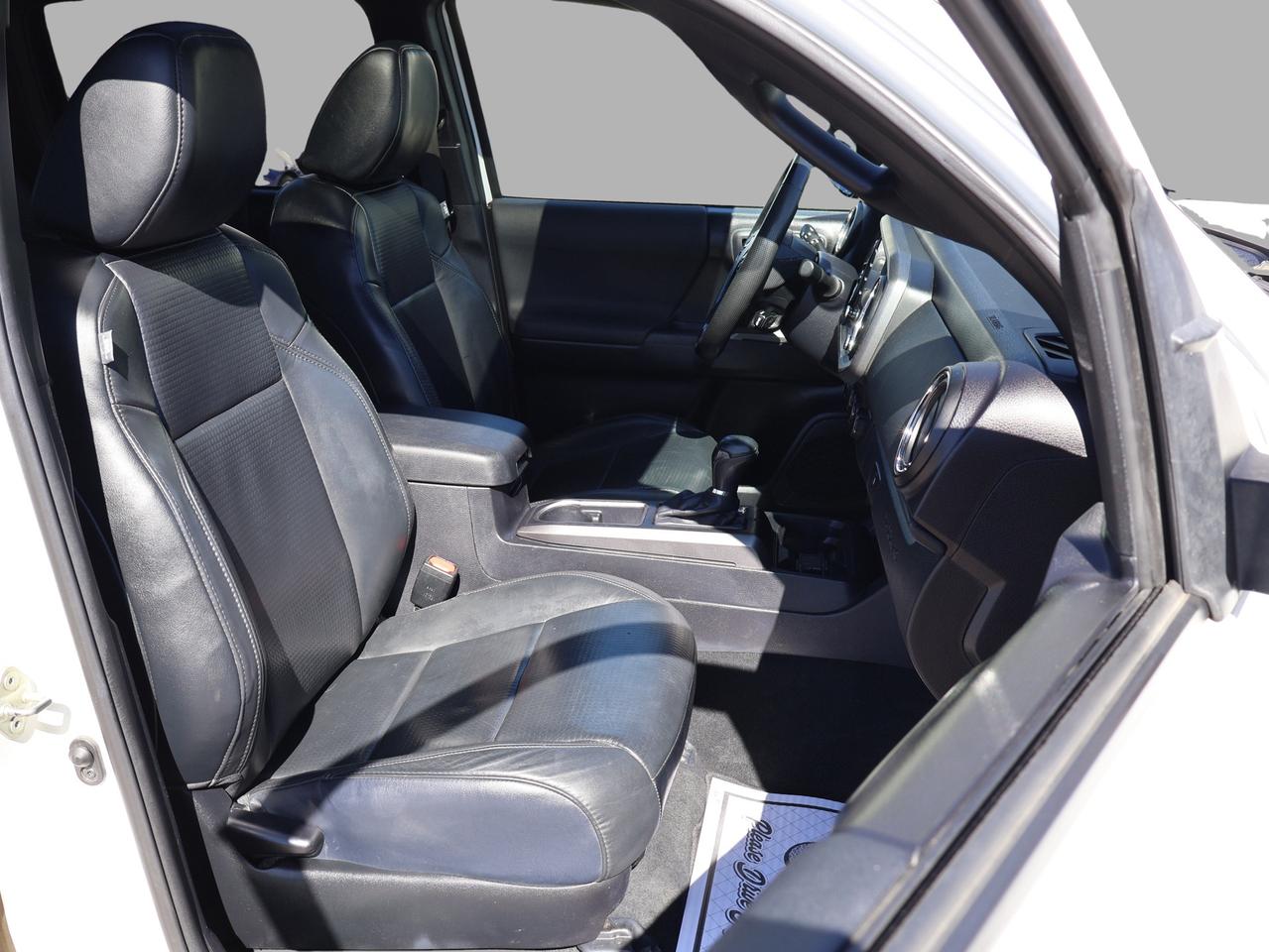 2020 Toyota Tacoma TRD SPORT 4WD CAMERA NAV BLUETOOTH LEATHER HEATED SEATS SUNROOF CRUISE ALLOYS Photo