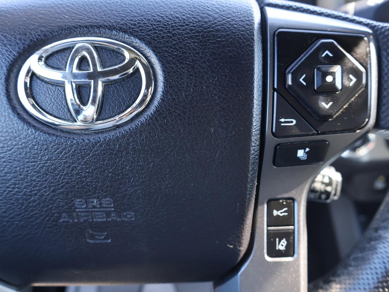 2020 Toyota Tacoma TRD SPORT 4WD CAMERA NAV BLUETOOTH LEATHER HEATED SEATS SUNROOF CRUISE ALLOYS Photo