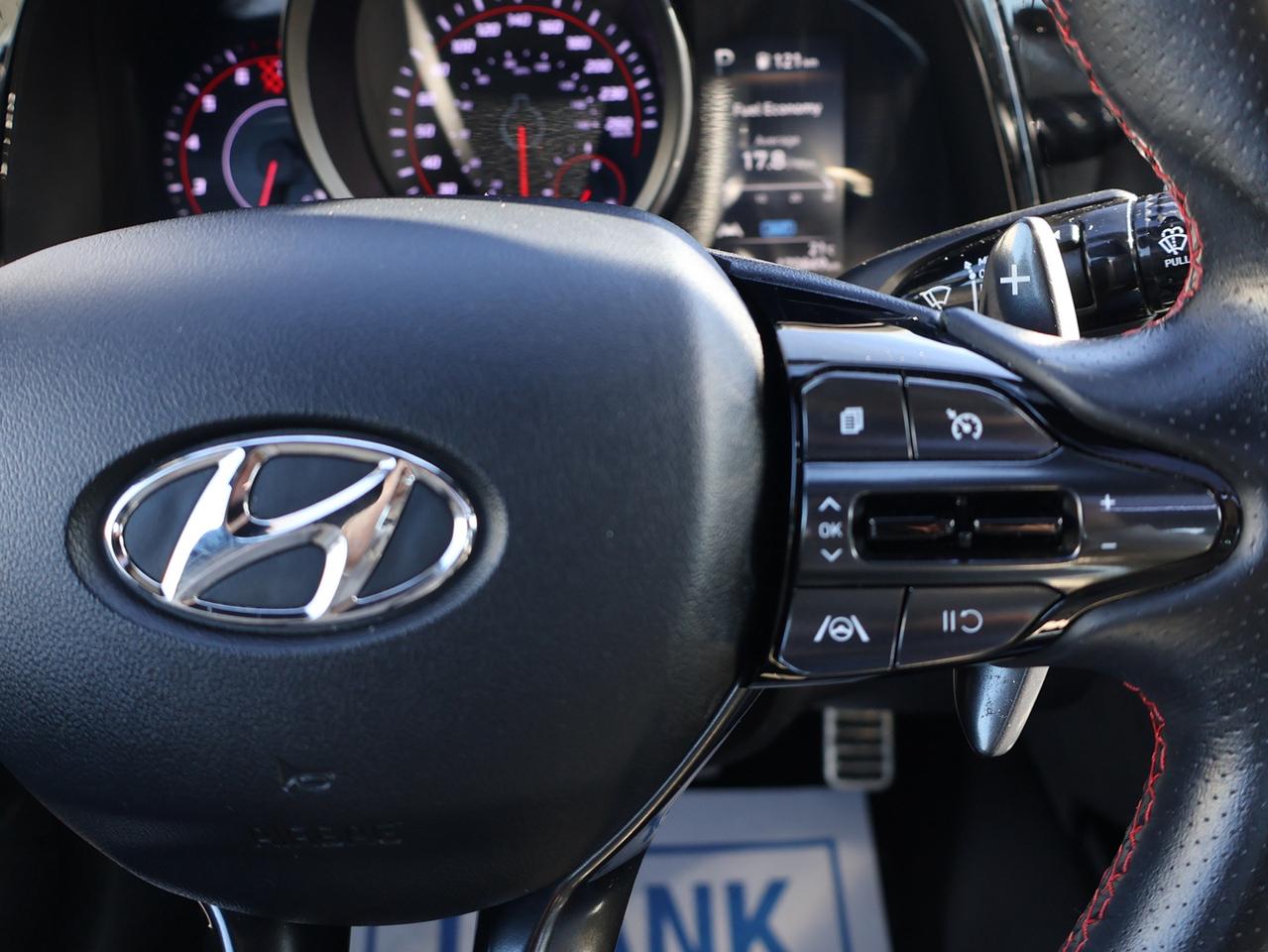 2021 Hyundai Elantra N-LINE *1 OWNER* CAMERA NAV BLUETOOTH LEATHER HEATED SEATS SUNROOF CRUISE ALLOYS Photo