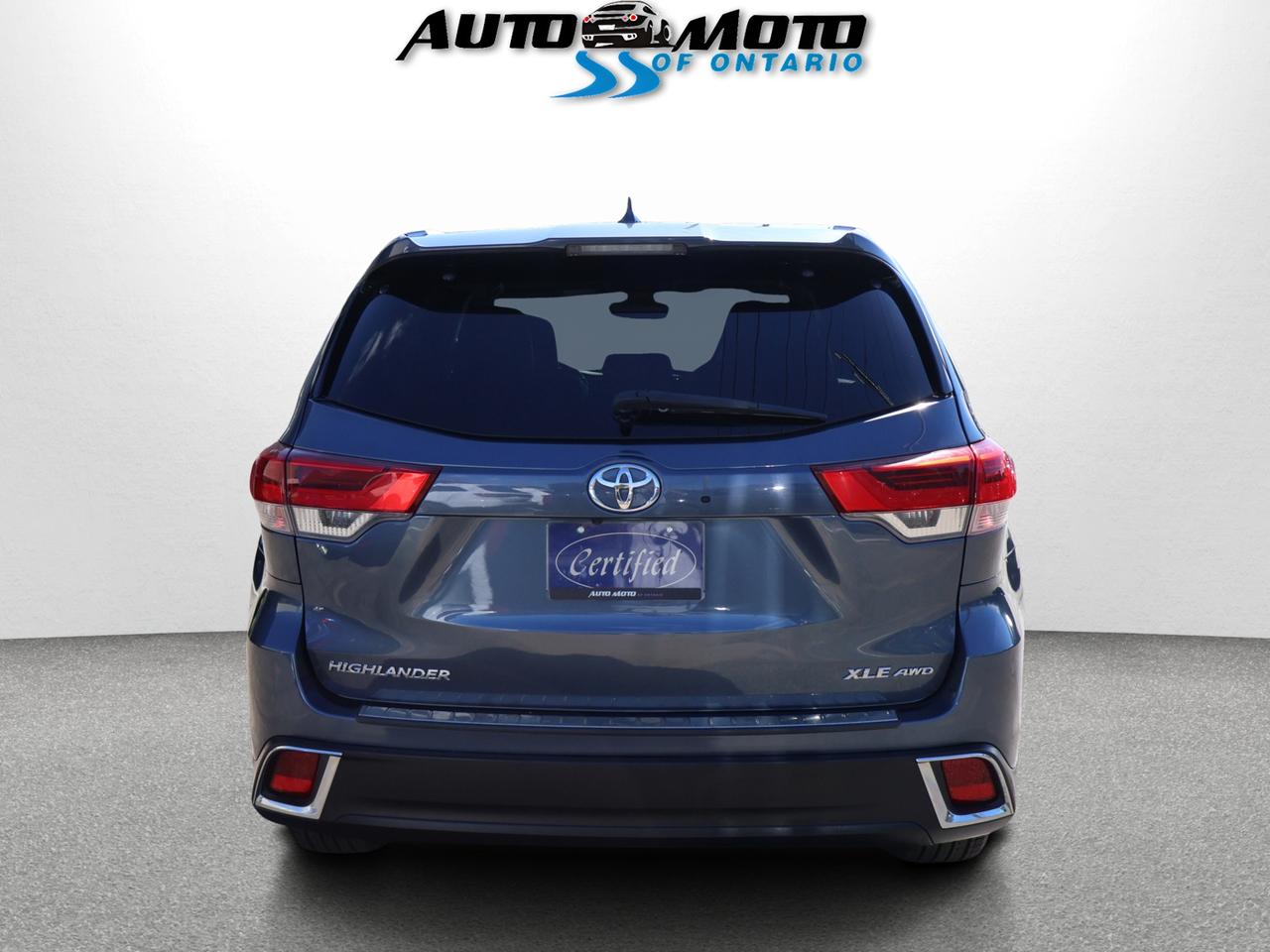2018 Toyota Highlander V6 XLE AWD *ACCIDENT FREE* CAMERA NAV BLUETOOTH LEATHER HEATED SEATS SUNROOF CRUISE ALLOYS Photo