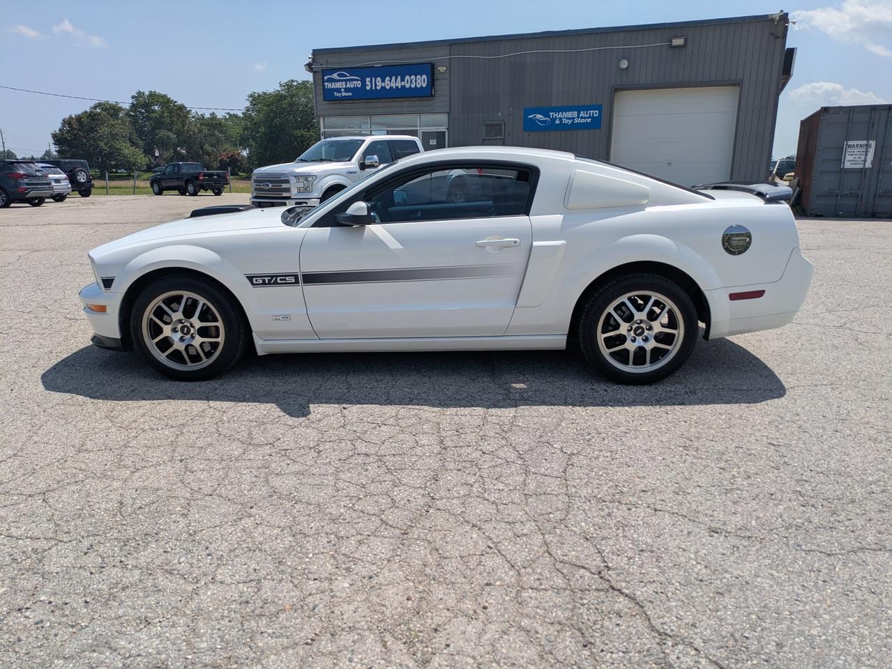 2007 Ford Mustang GT / CS Photo1