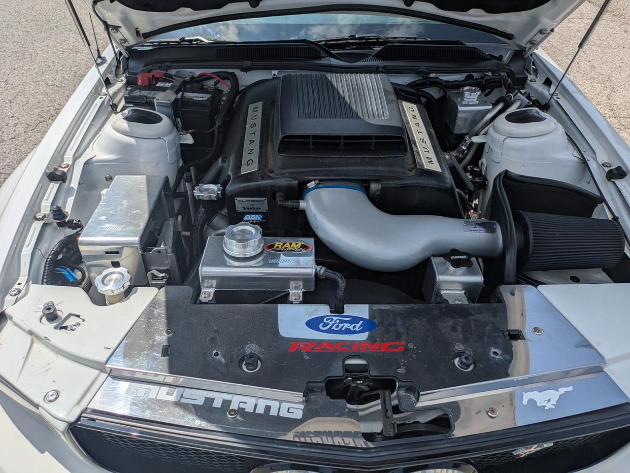 2007 Ford Mustang GT / CS Photo