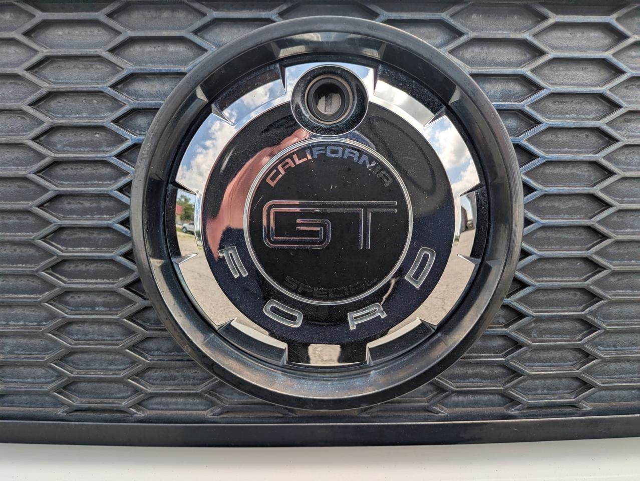 2007 Ford Mustang GT / CS Photo