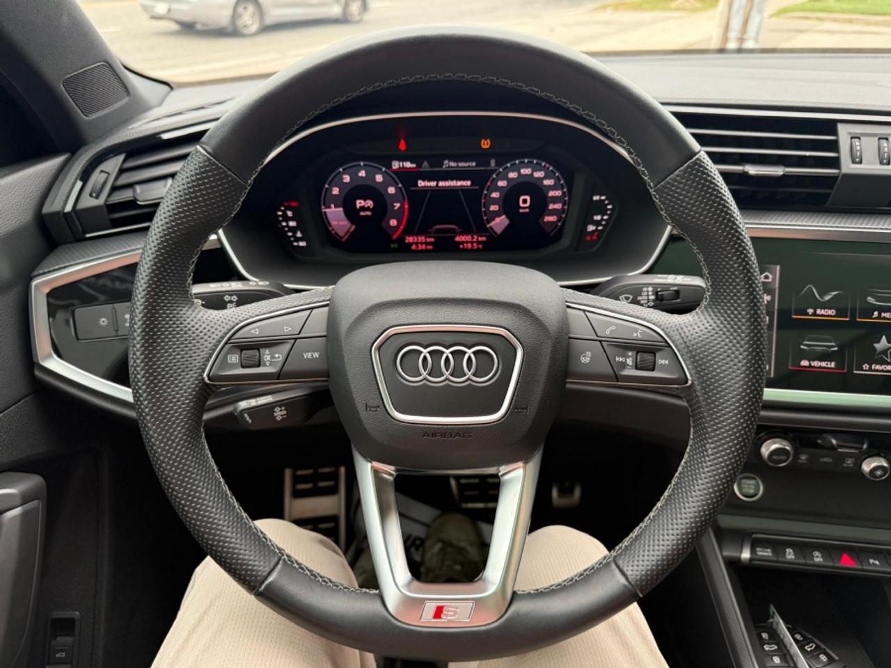 2024 Audi Q3 PROGRESSIV S LINE /QUATTRO /PANO ROOF /CARPLAY Photo