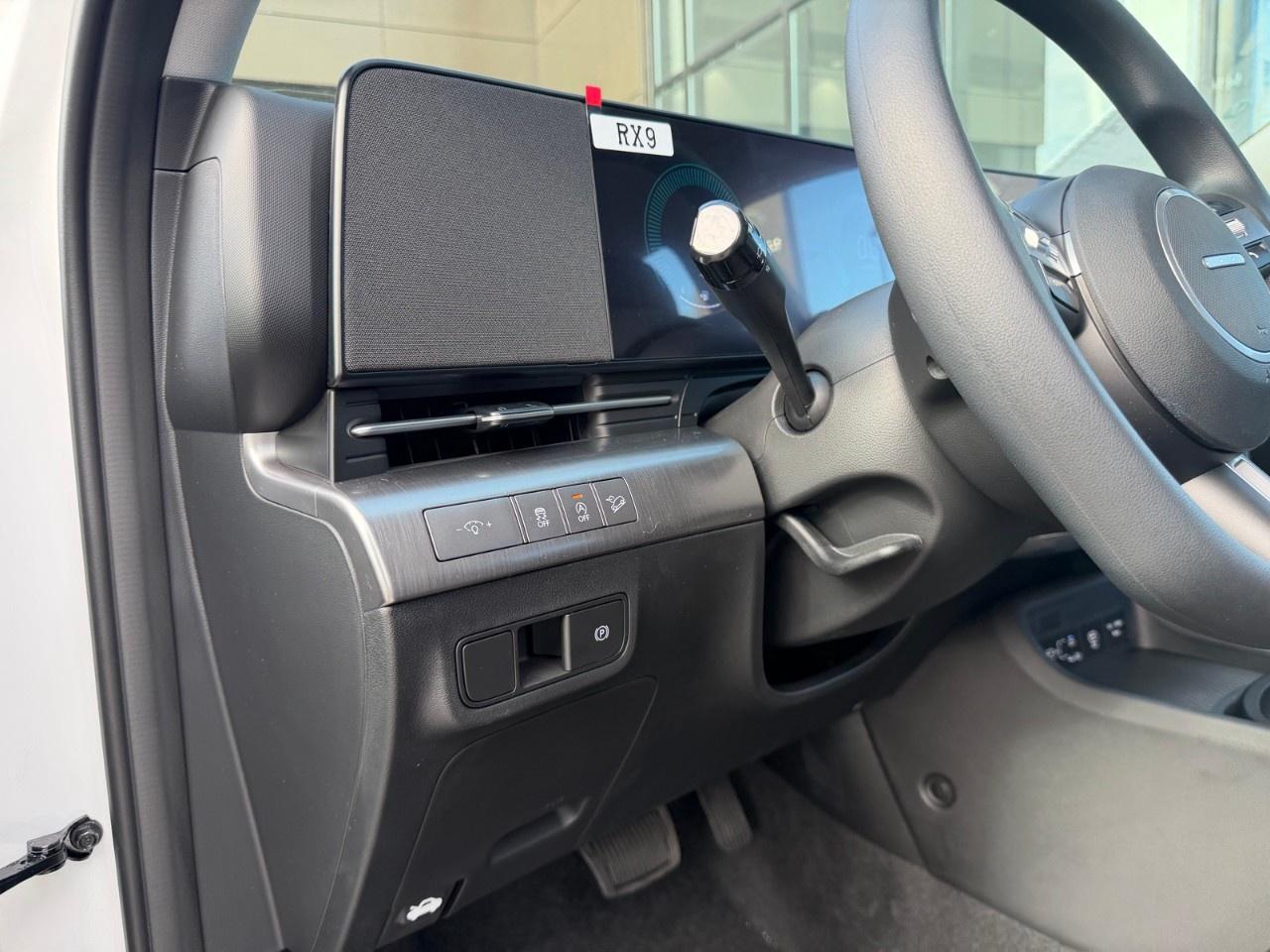 2027 Hyundai KONA 2.0L Essential AWD Photo