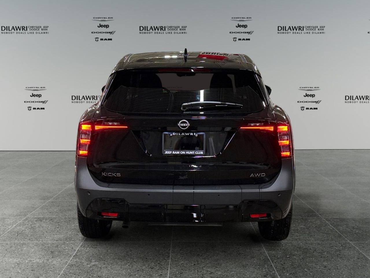 2026 Nissan Kicks SV AWD Photo3