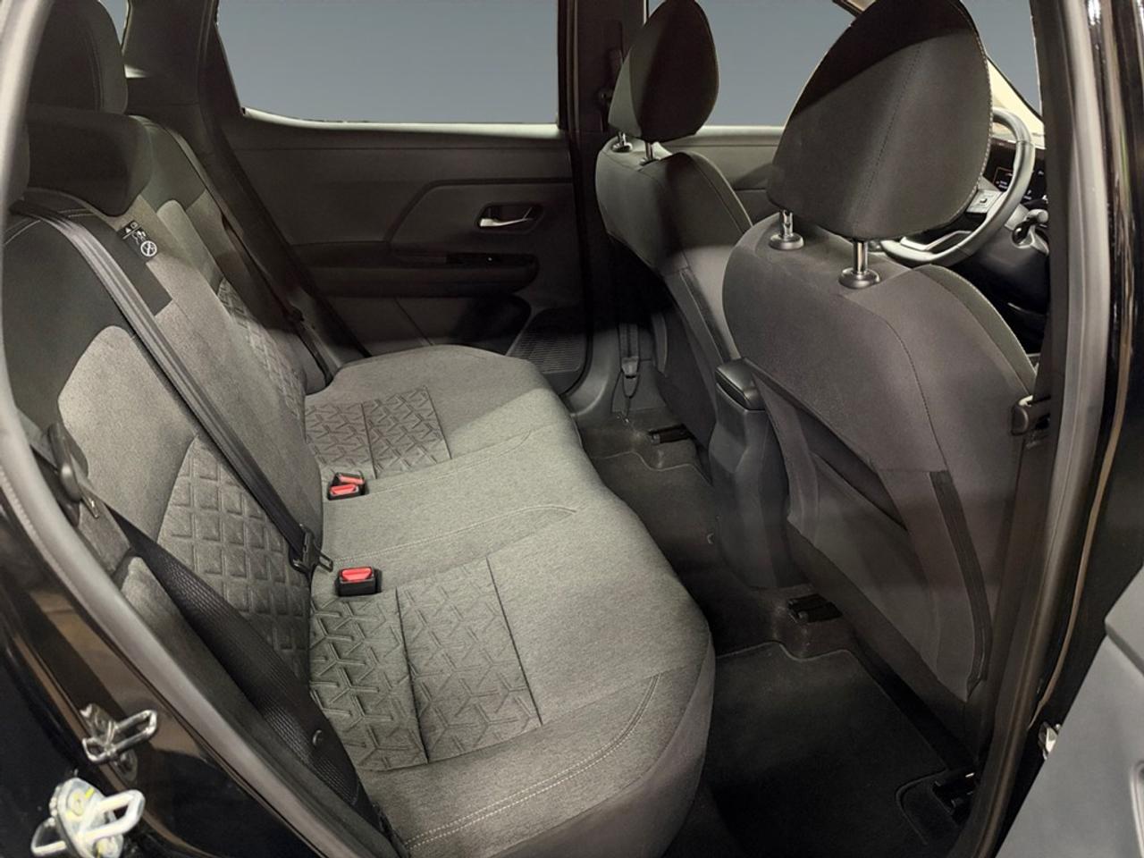 2026 Nissan Kicks SV AWD Photo