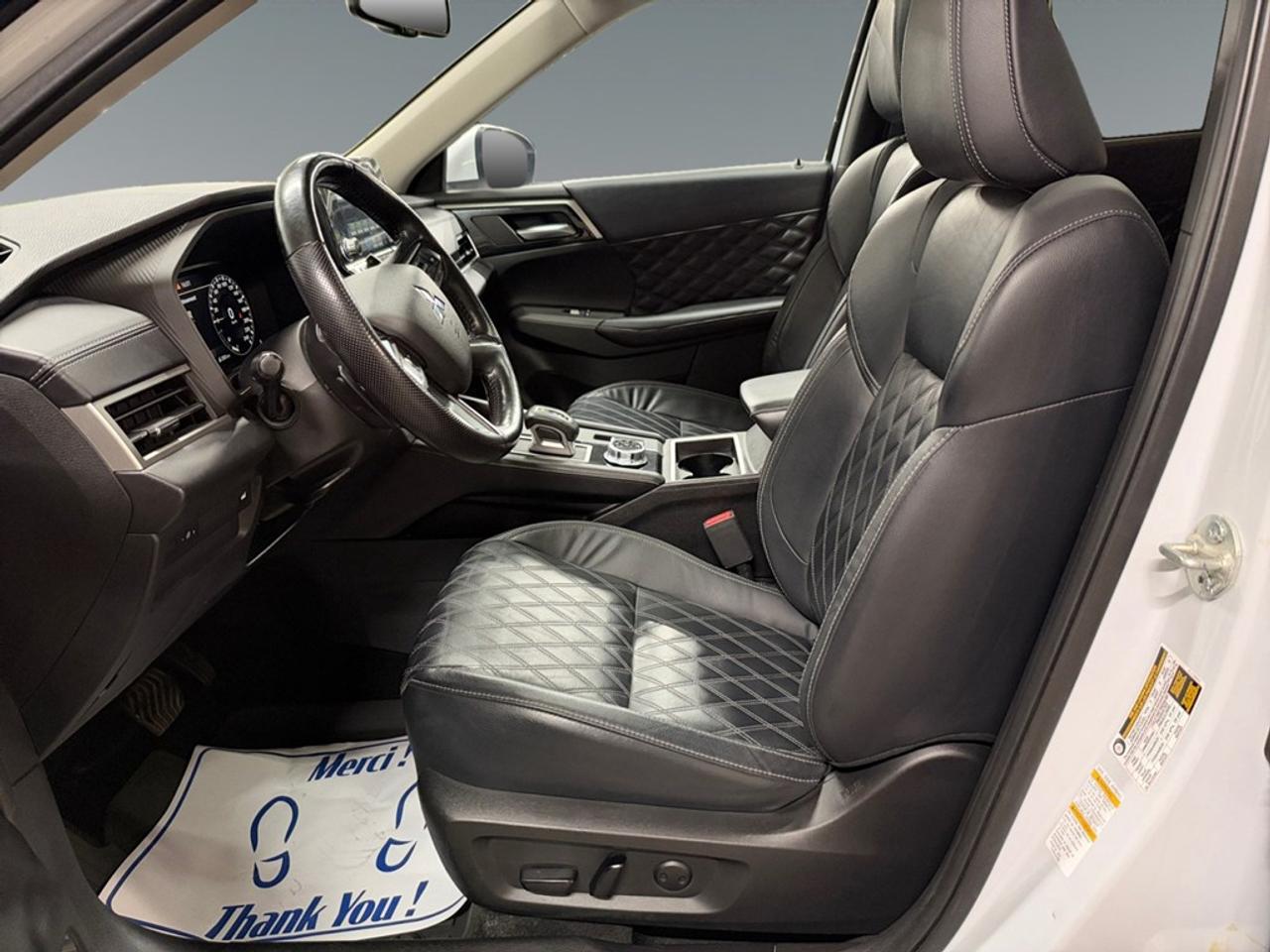 2022 Mitsubishi Outlander SEL S-AWC Photo