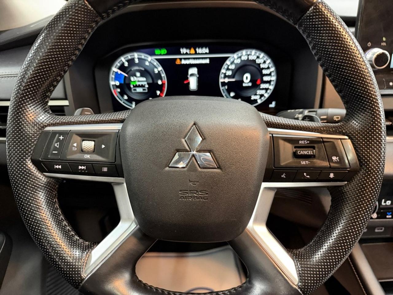 2022 Mitsubishi Outlander SEL S-AWC Photo