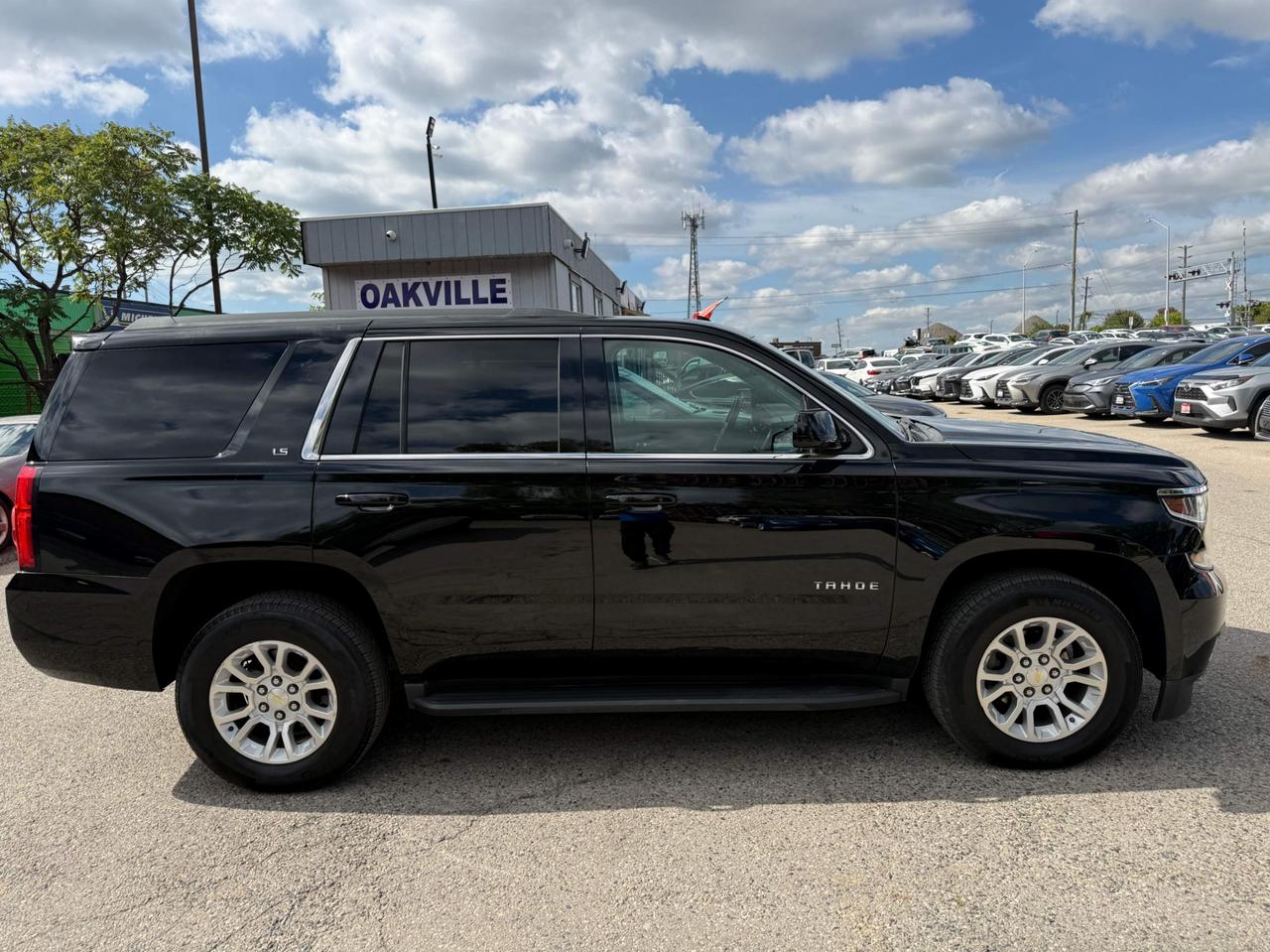2016 Chevrolet Tahoe 4WD 4dr LS- 45,553KM ONLY Photo