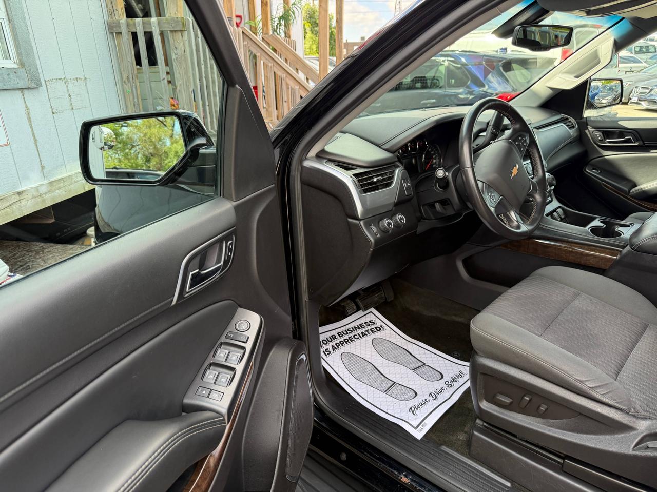 2016 Chevrolet Tahoe 4WD 4dr LS- 45,553KM ONLY Photo