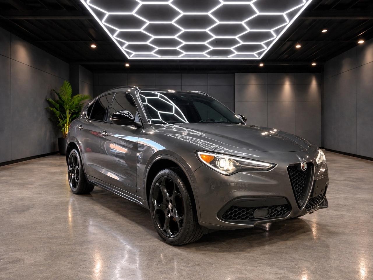 2022 Alfa Romeo Stelvio Veloce  Q4 AWD Photo