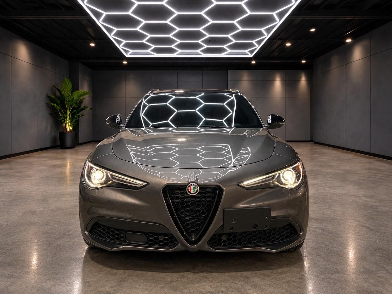 2022 Alfa Romeo Stelvio Veloce  Q4 AWD Photo