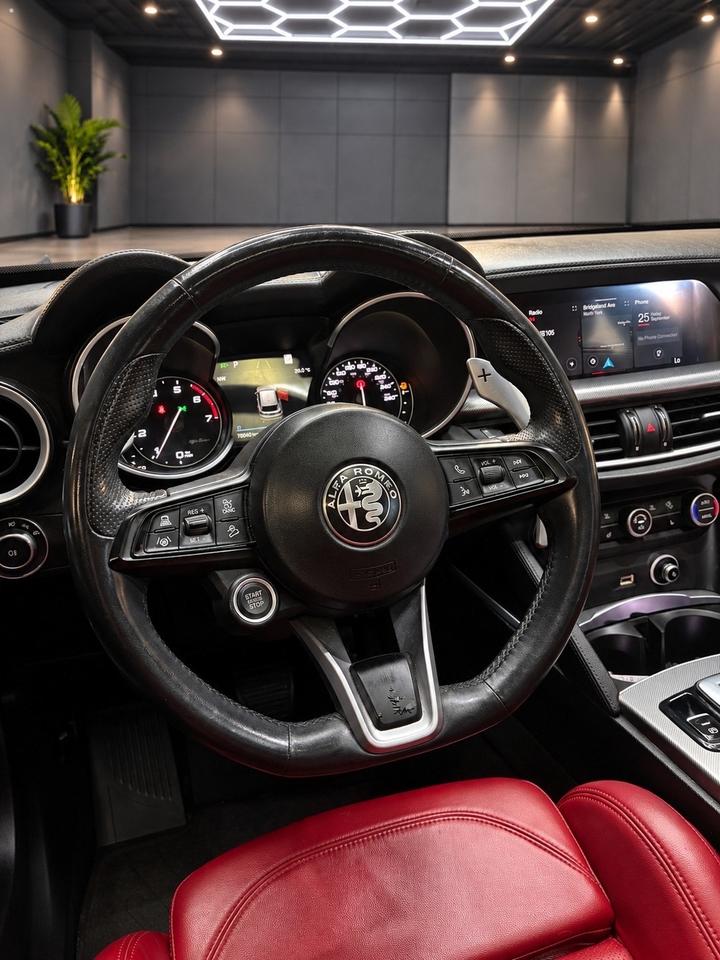 2022 Alfa Romeo Stelvio Veloce  Q4 AWD Photo