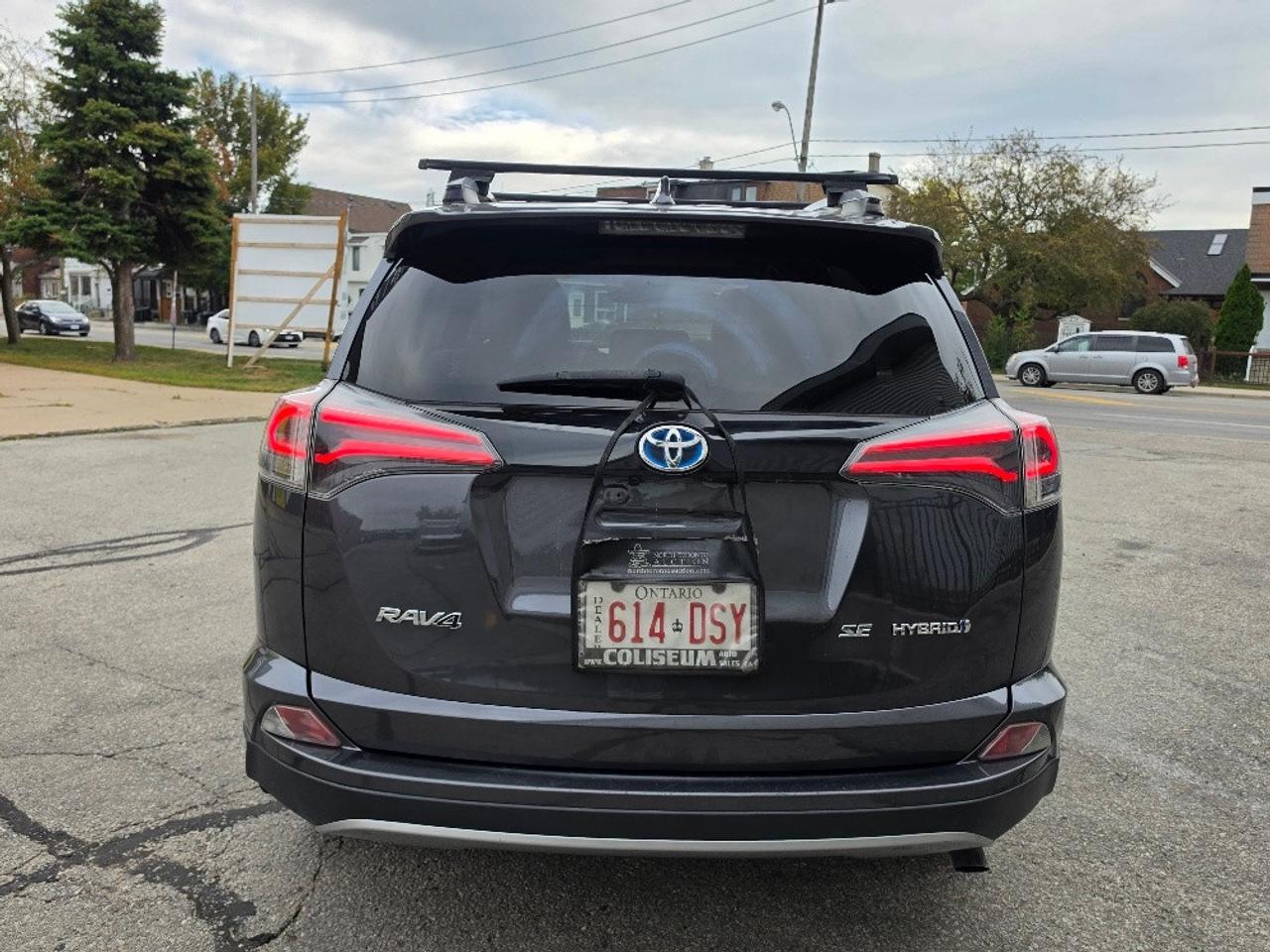 2017 Toyota RAV4 Hybrid SE HYBRID-AWD-LEATHER-SUNROOF-NAVIGATION-FULLY LOADED Photo4