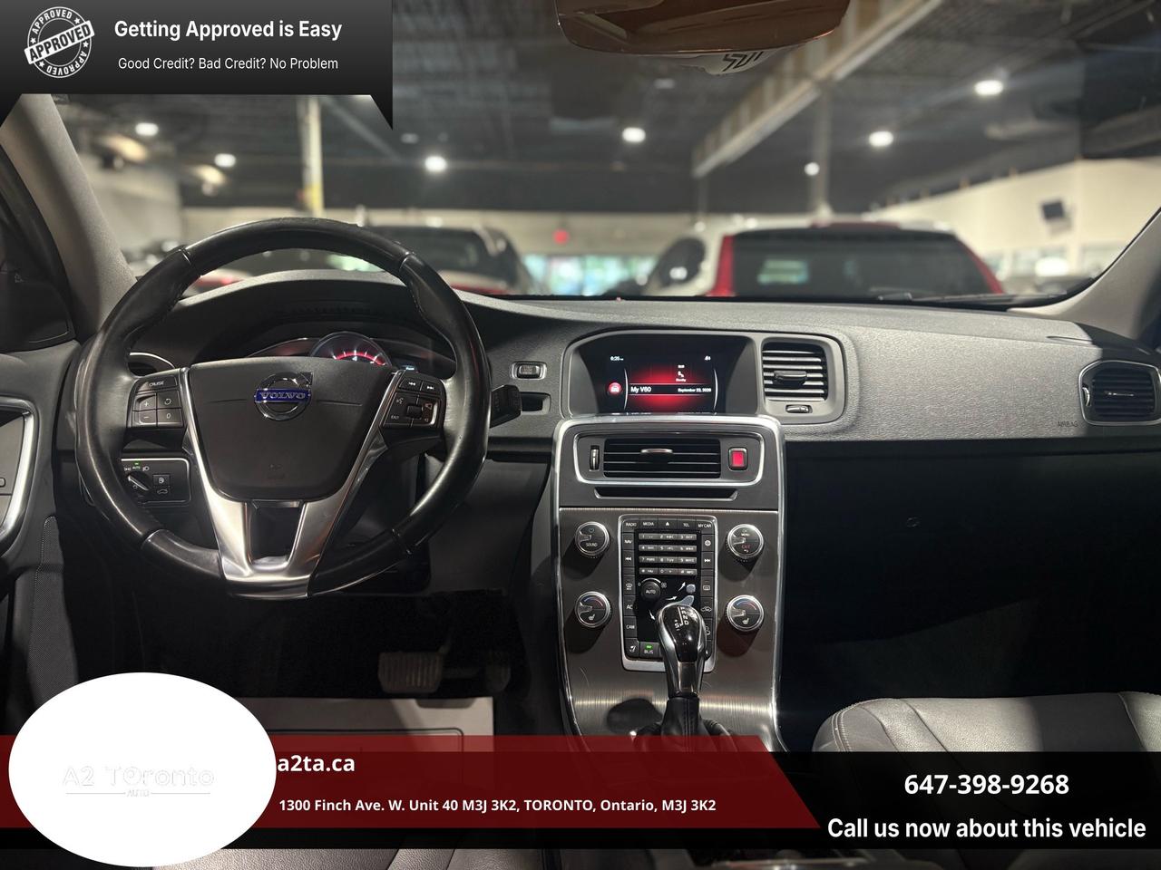 2015 Volvo V60 Cross Country T5 Photo