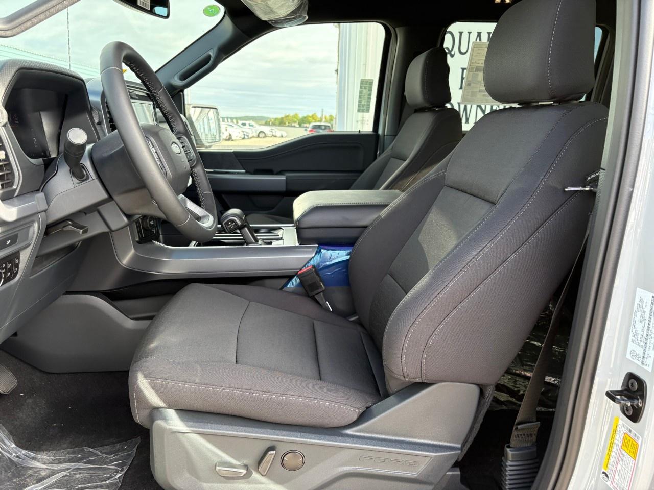 2026 Ford F-150 XLT 4WD SuperCrew 5.5' Box Photo