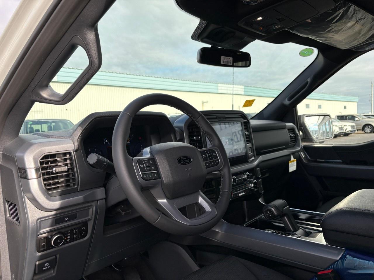 2026 Ford F-150 XLT 4WD SuperCrew 5.5' Box Photo