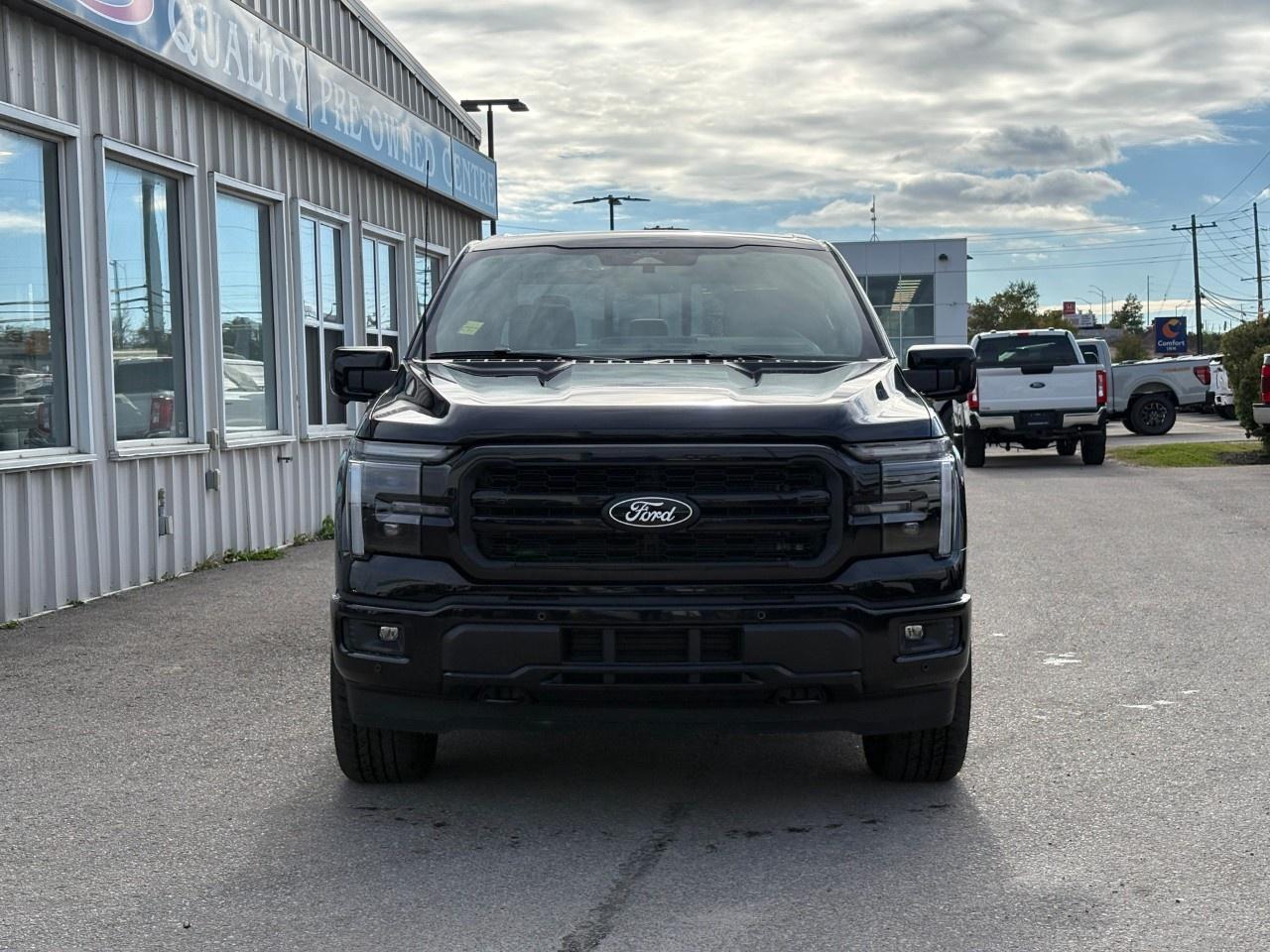2026 Ford F-150 Lariat 4WD SuperCrew 5.5' Box Photo3