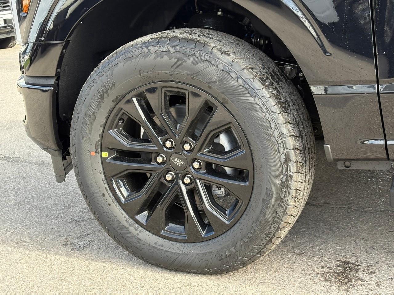2026 Ford F-150 Lariat 4WD SuperCrew 5.5' Box Photo