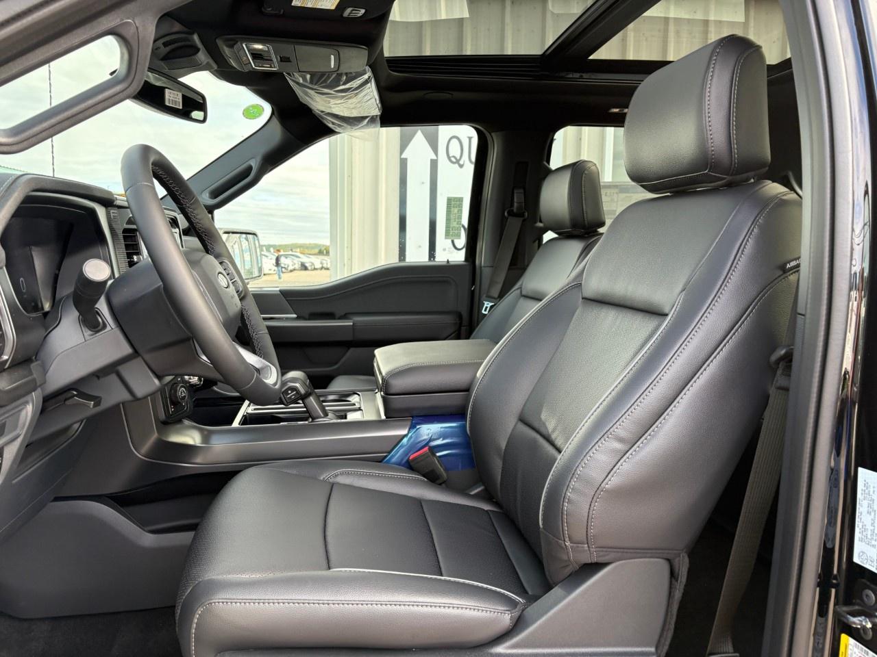 2026 Ford F-150 Lariat 4WD SuperCrew 5.5' Box Photo