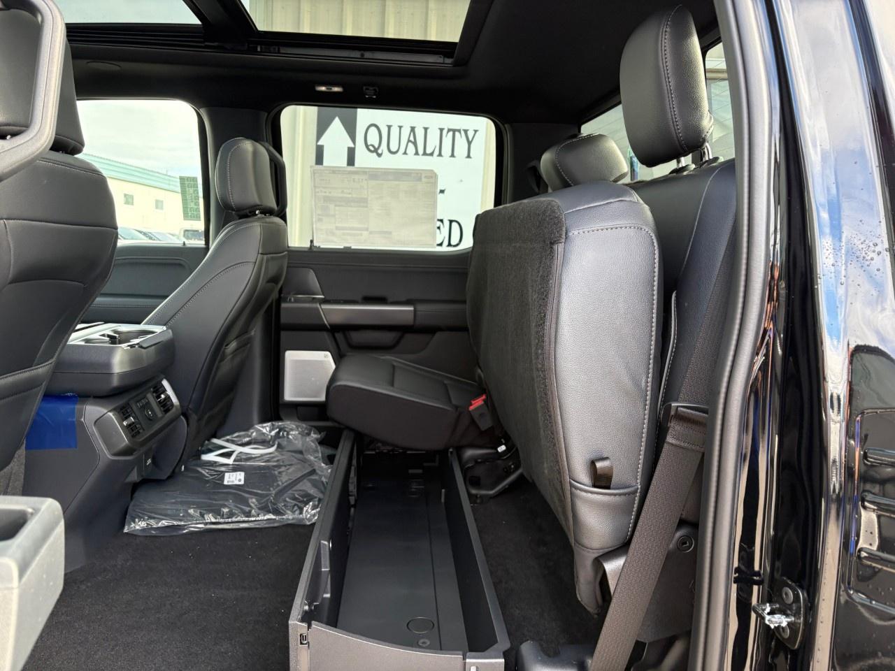 2026 Ford F-150 Lariat 4WD SuperCrew 5.5' Box Photo