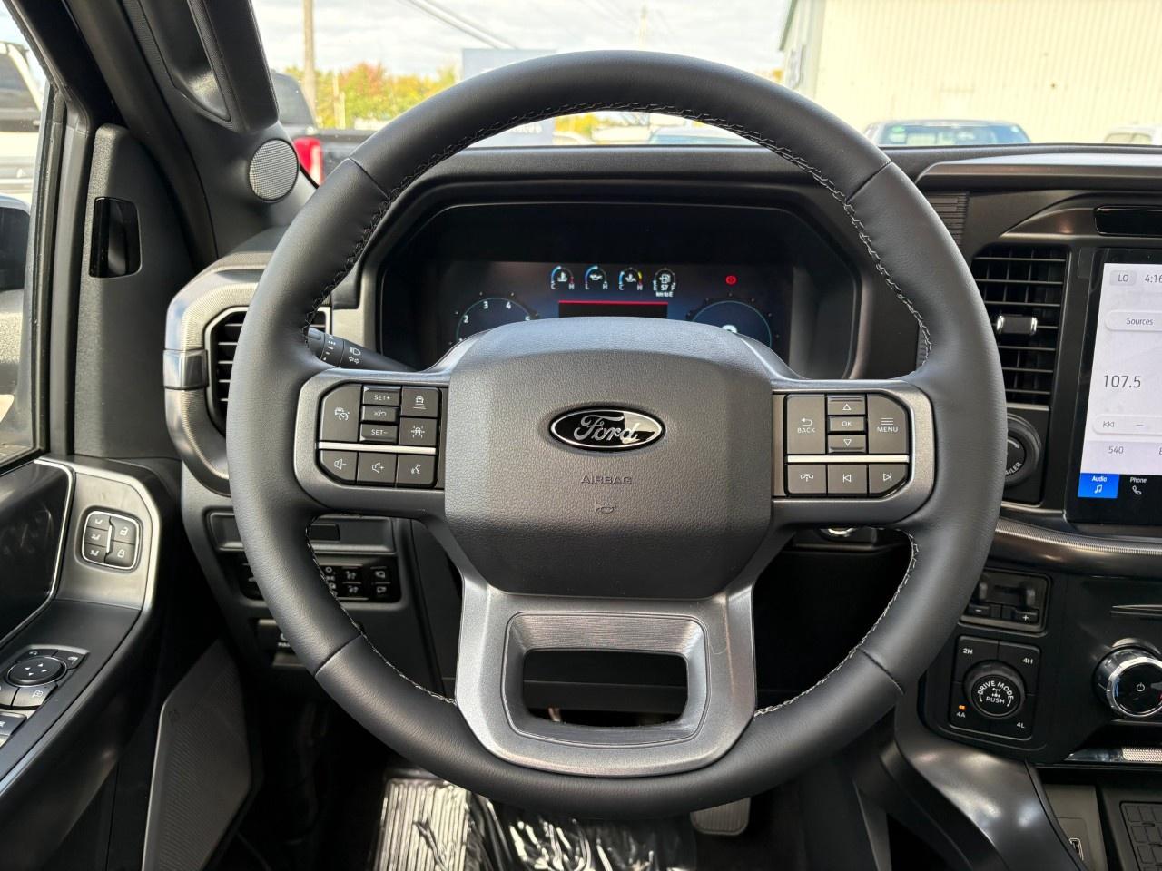 2026 Ford F-150 Lariat 4WD SuperCrew 5.5' Box Photo