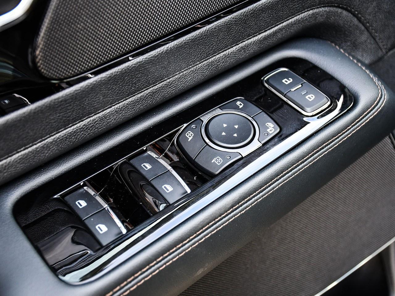 2027 Lincoln Aviator Reserve AWD Photo