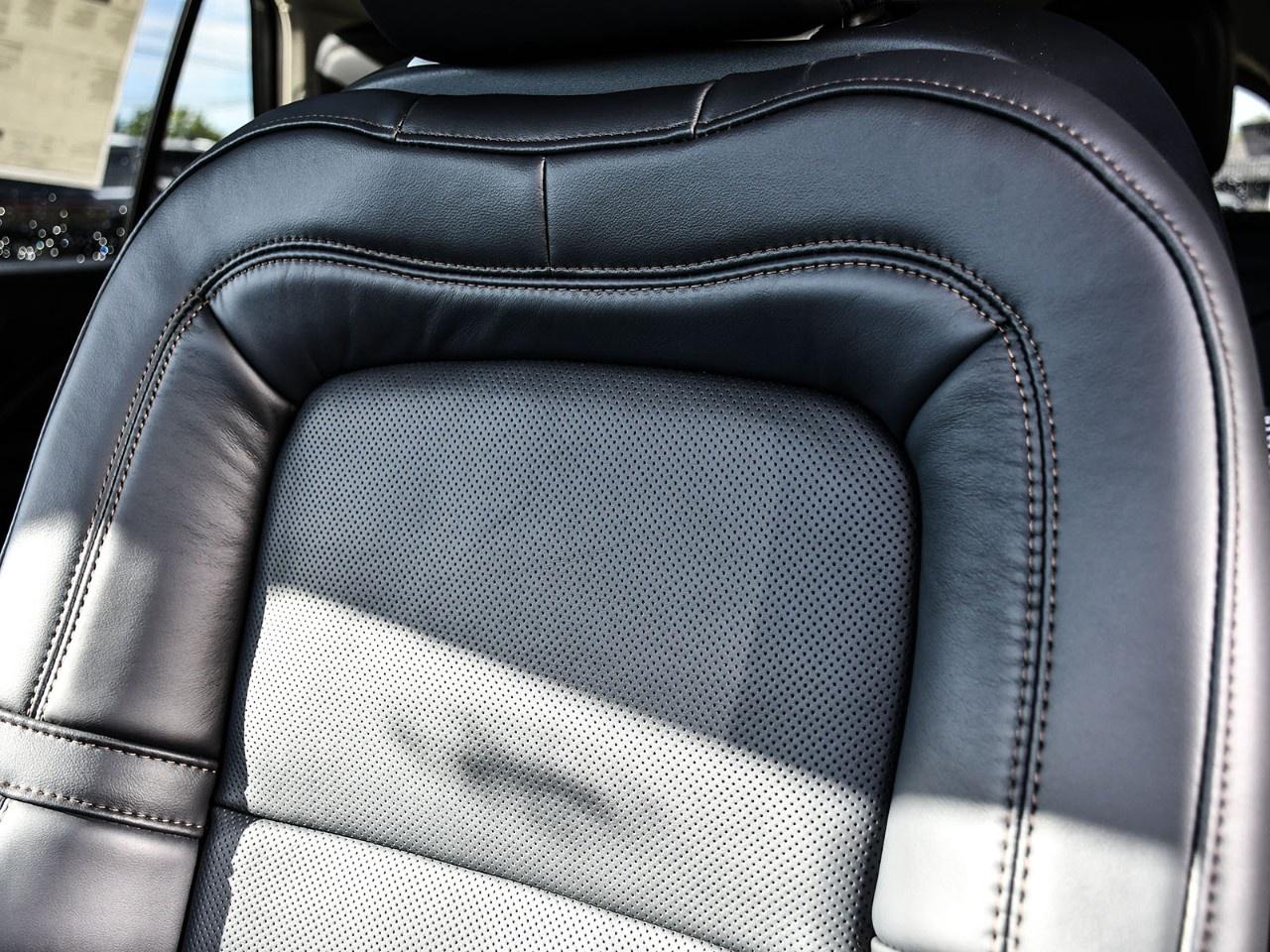2027 Lincoln Aviator Reserve AWD Photo