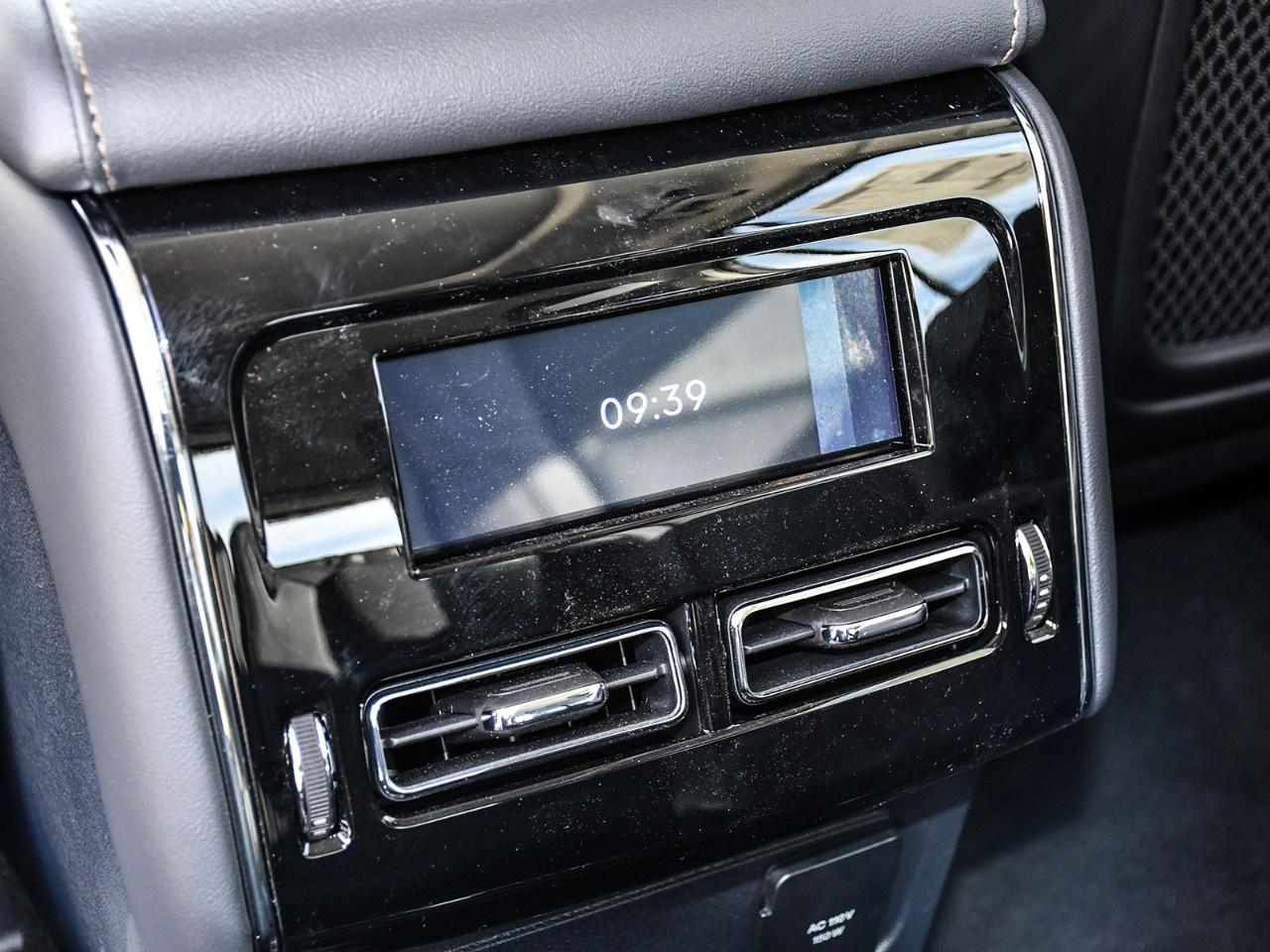 2027 Lincoln Aviator Reserve AWD Photo