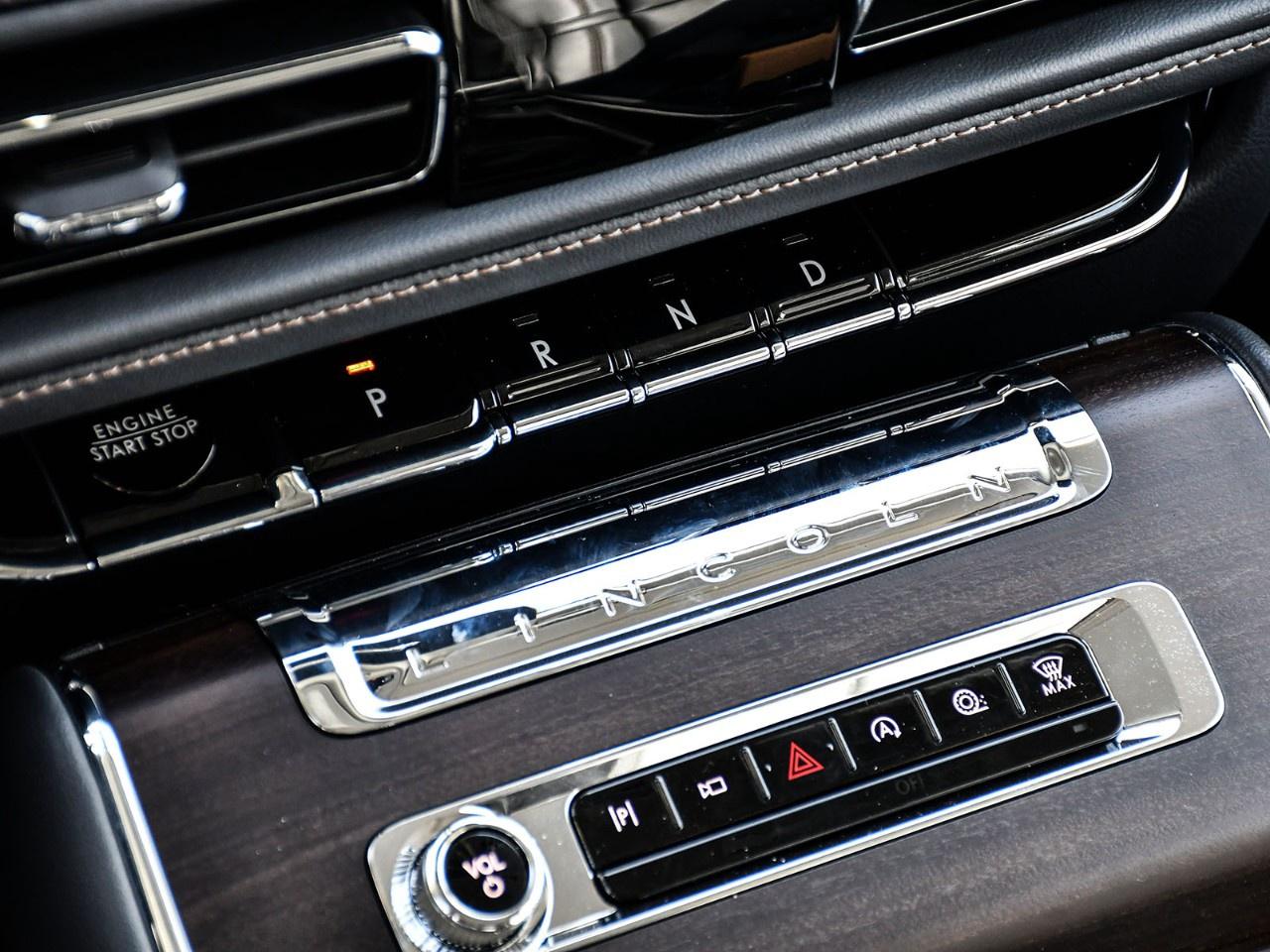 2027 Lincoln Aviator Reserve AWD Photo