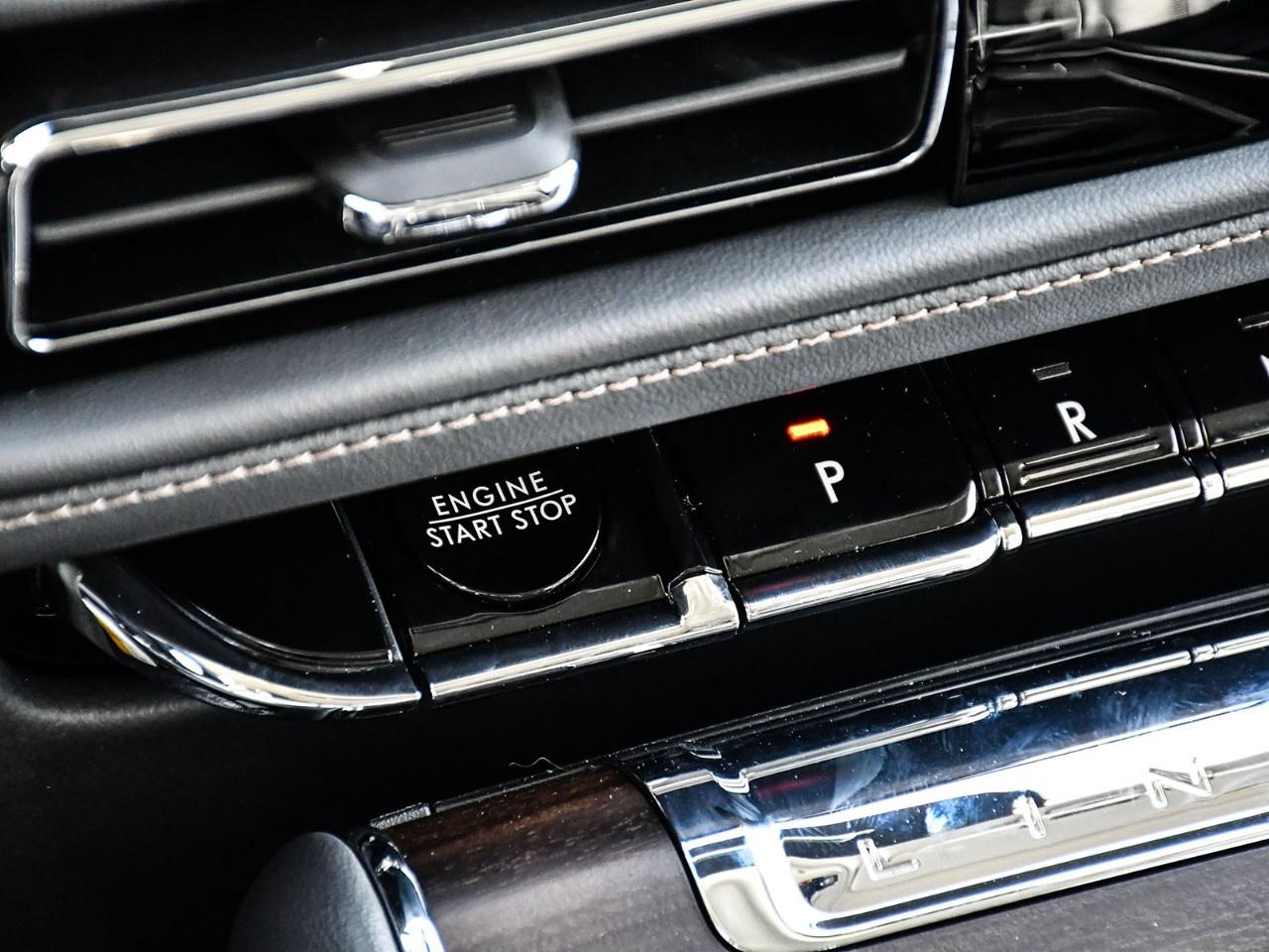 2027 Lincoln Aviator Reserve AWD Photo