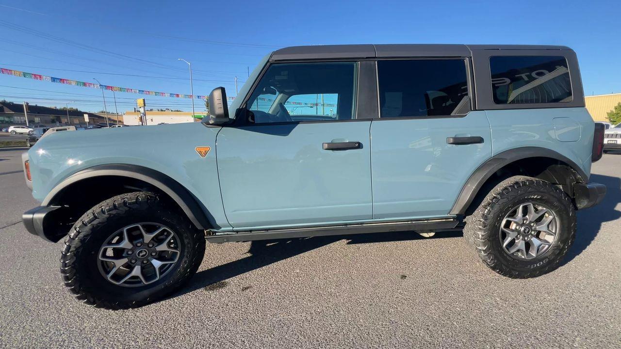 2022 Ford Bronco Badlands 4x4, MANUAL, LEATHER SEATS, CRUISE CONTROL, SIRIUS XM, REVERSE CAM!! Photo