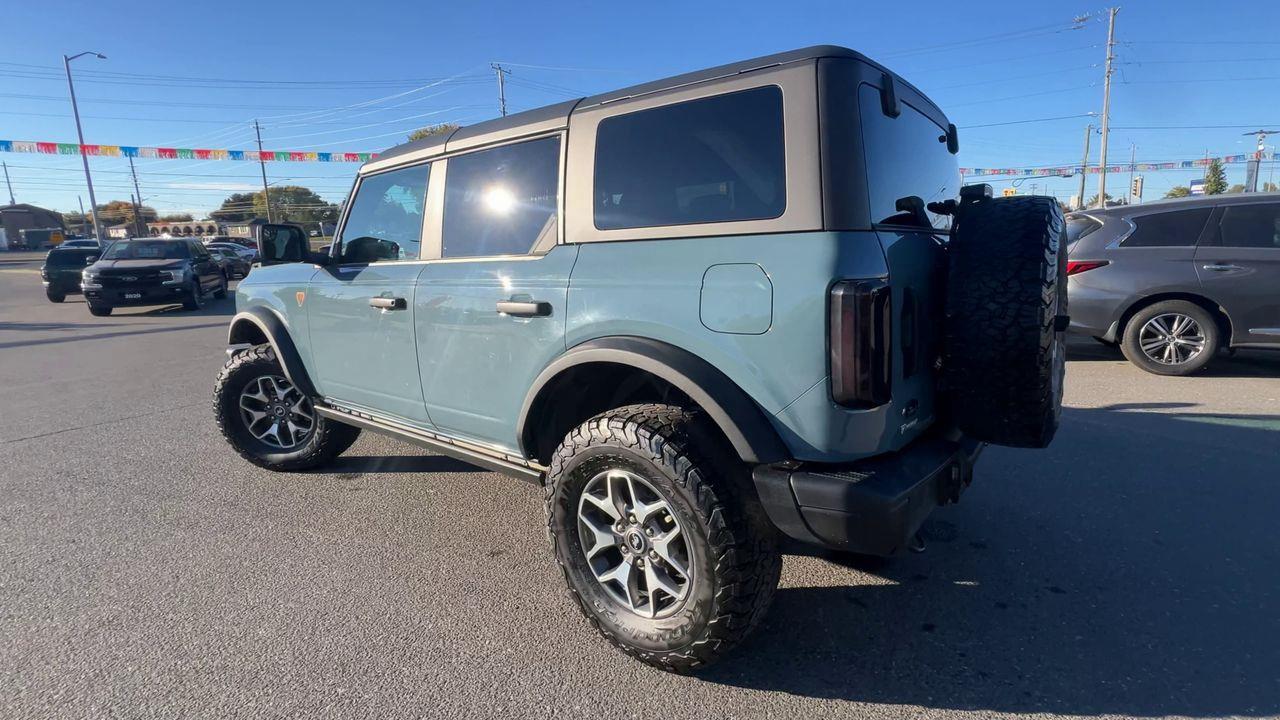 2022 Ford Bronco Badlands 4x4, MANUAL, LEATHER SEATS, CRUISE CONTROL, SIRIUS XM, REVERSE CAM!! Photo