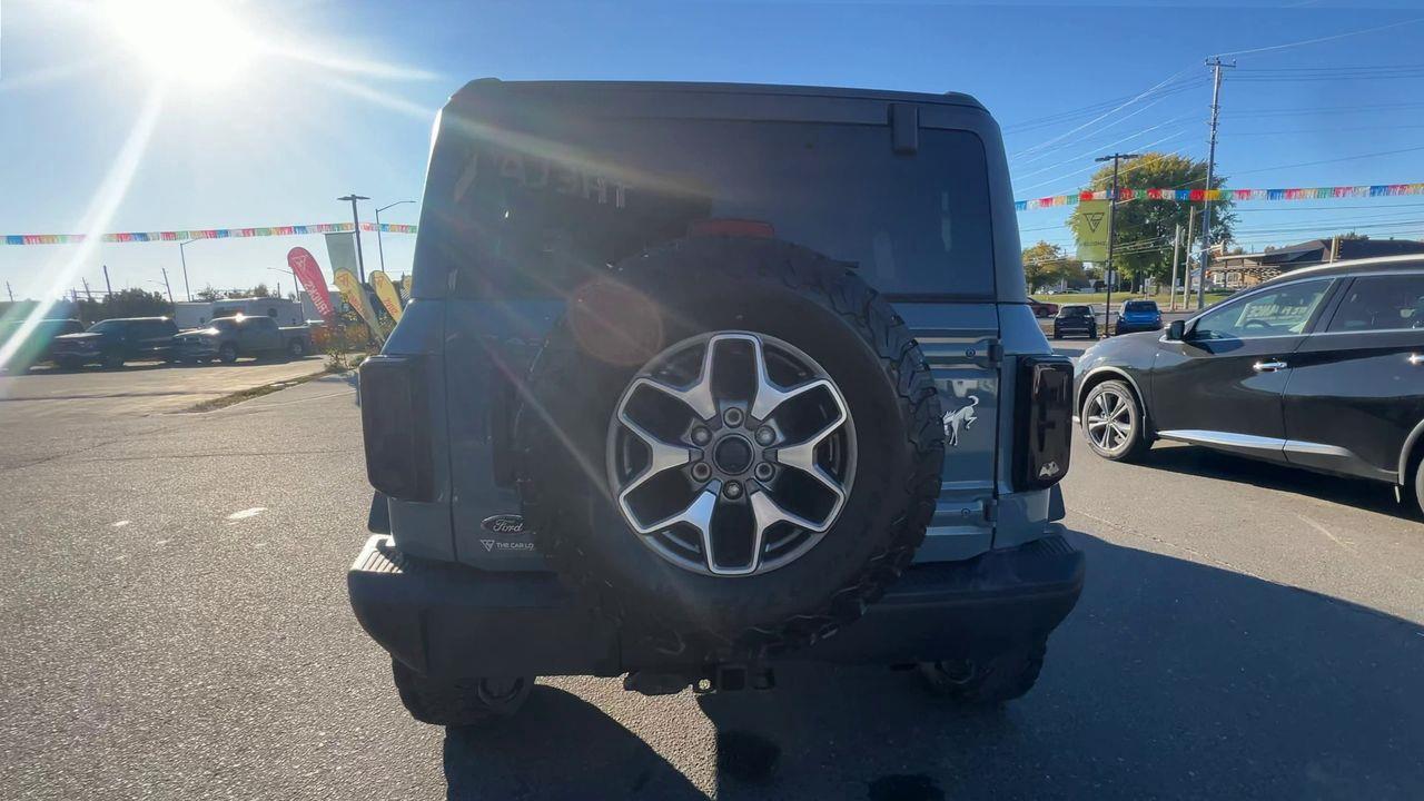 2022 Ford Bronco Badlands 4x4, MANUAL, LEATHER SEATS, CRUISE CONTROL, SIRIUS XM, REVERSE CAM!! Photo