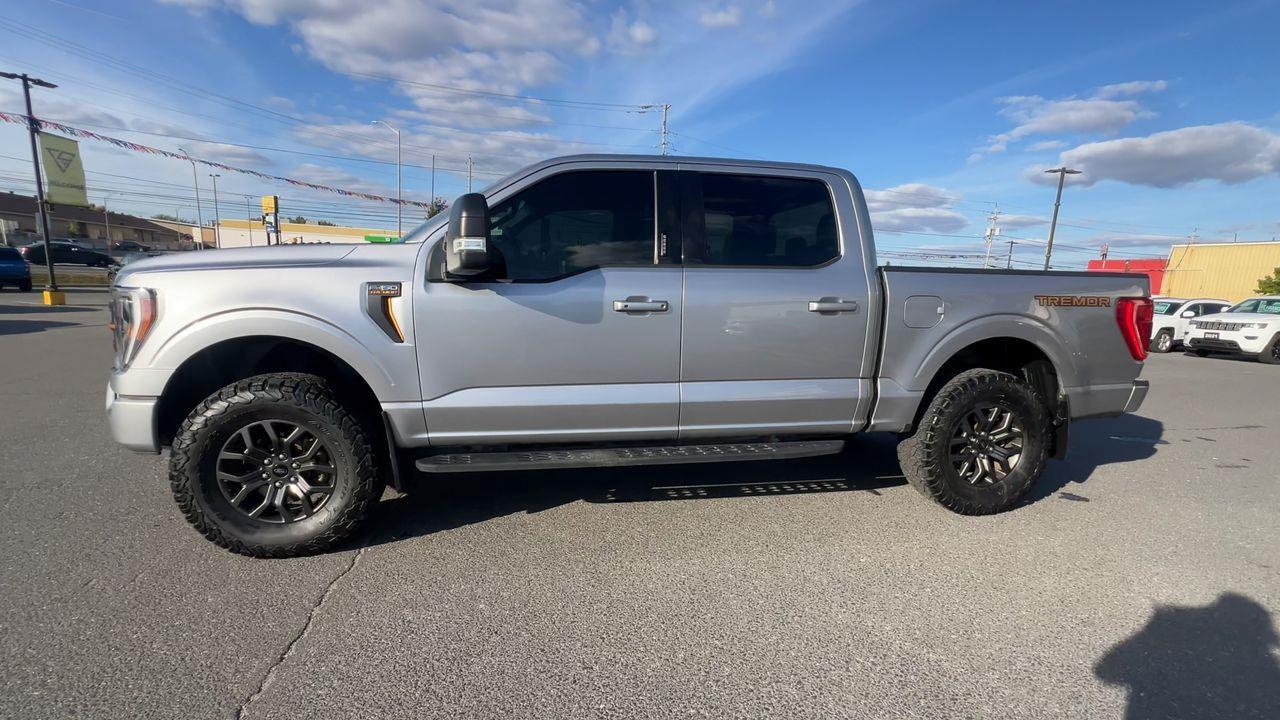 2022 Ford F-150 Tremor 4x4, HEATED SEATS, NAV, REVERSE CAM, POWER LIFTGATE, CRUISE CONTROL!! Photo