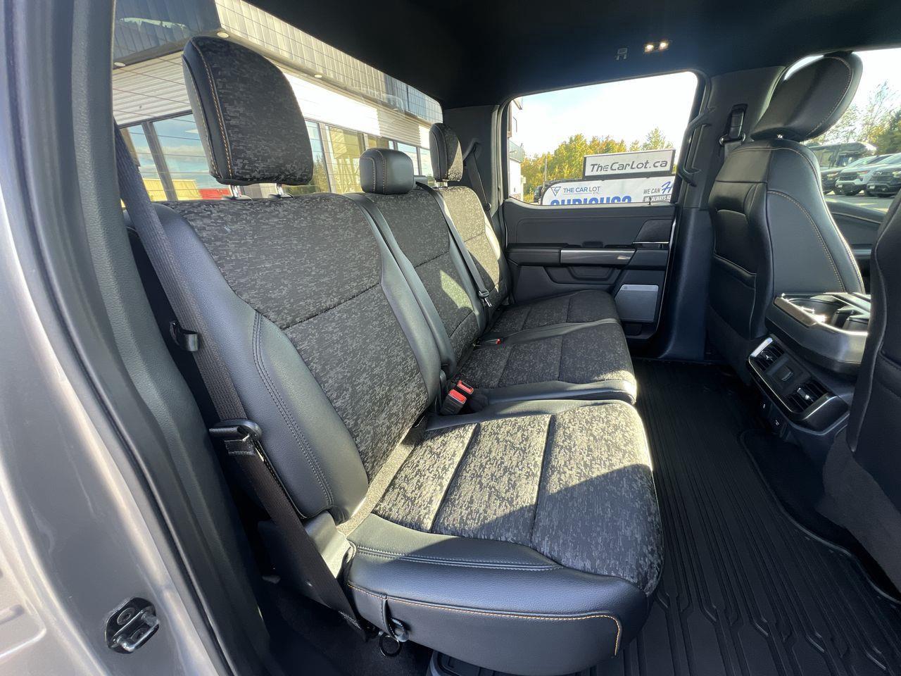 2022 Ford F-150 Tremor 4x4, HEATED SEATS, NAV, REVERSE CAM, POWER LIFTGATE, CRUISE CONTROL!! Photo